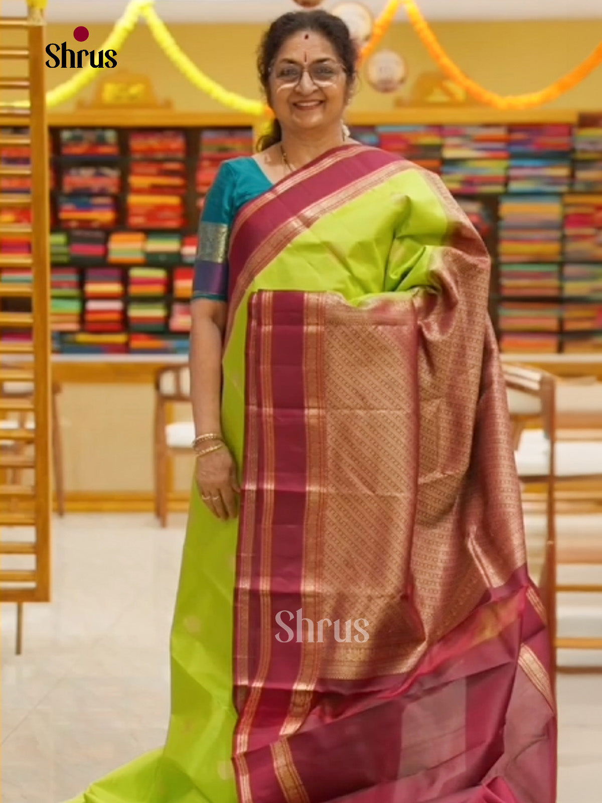 Kanchipuram silk Saree - EI02365