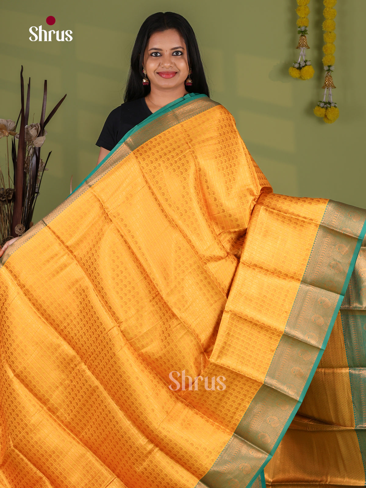 Semi Kanchipuram Saree - EI03236