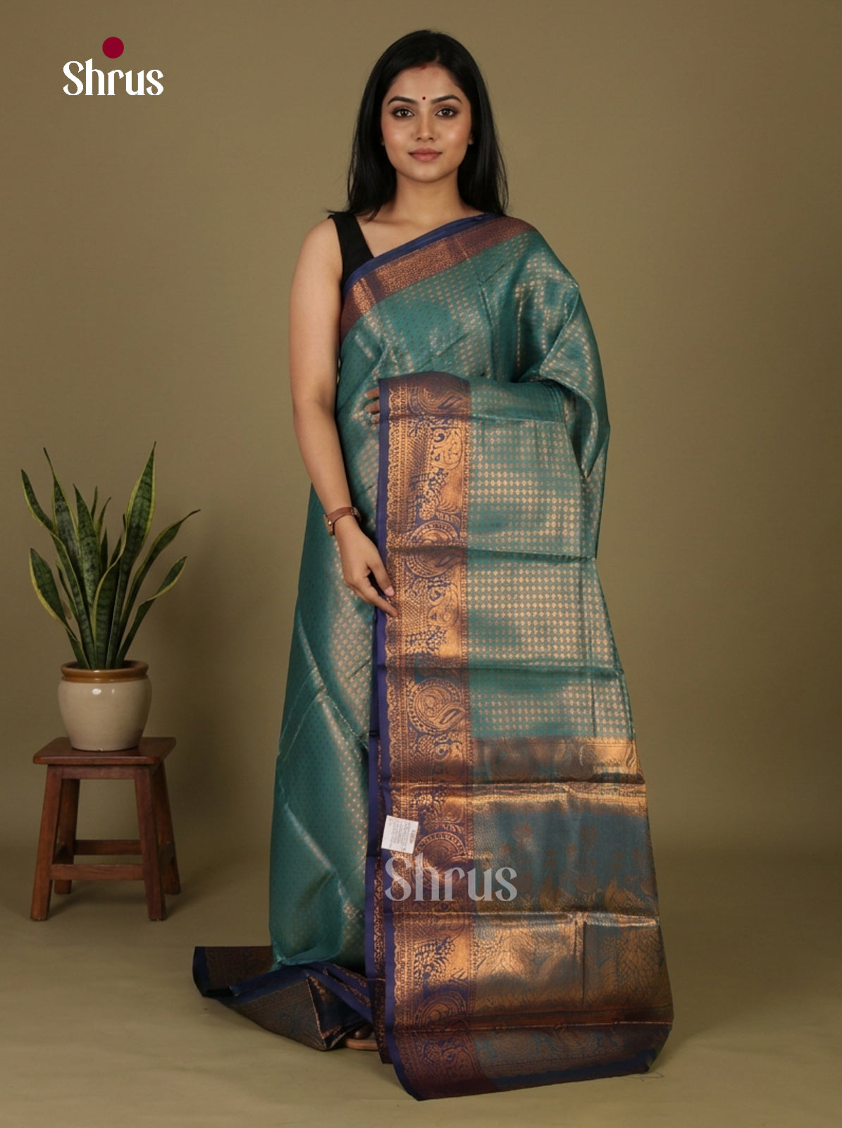 Semi Kanchipuram Saree - EI03238