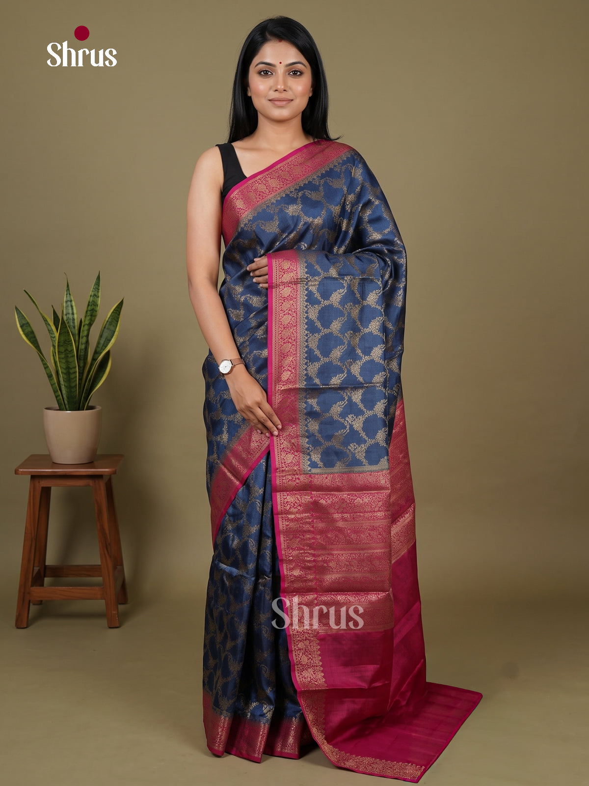 Tussar Saree - EI04086