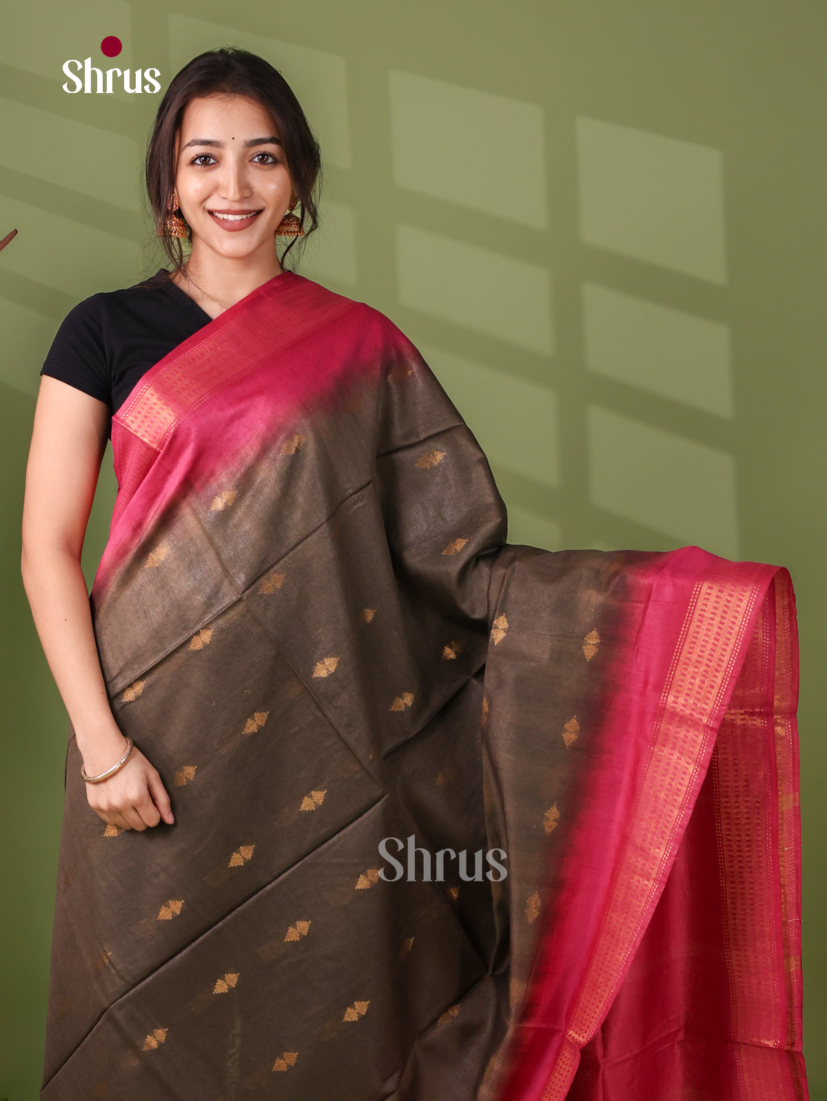 Semi Tussar Saree - EI05070