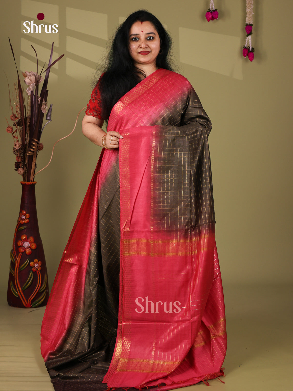 Semi Tussar Saree - EI05090