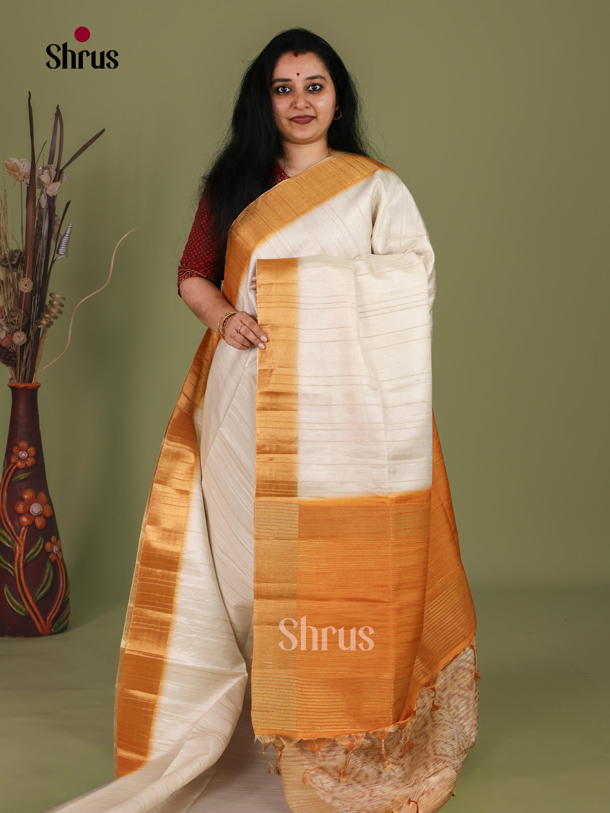 Semi Tussar Saree - EI08079