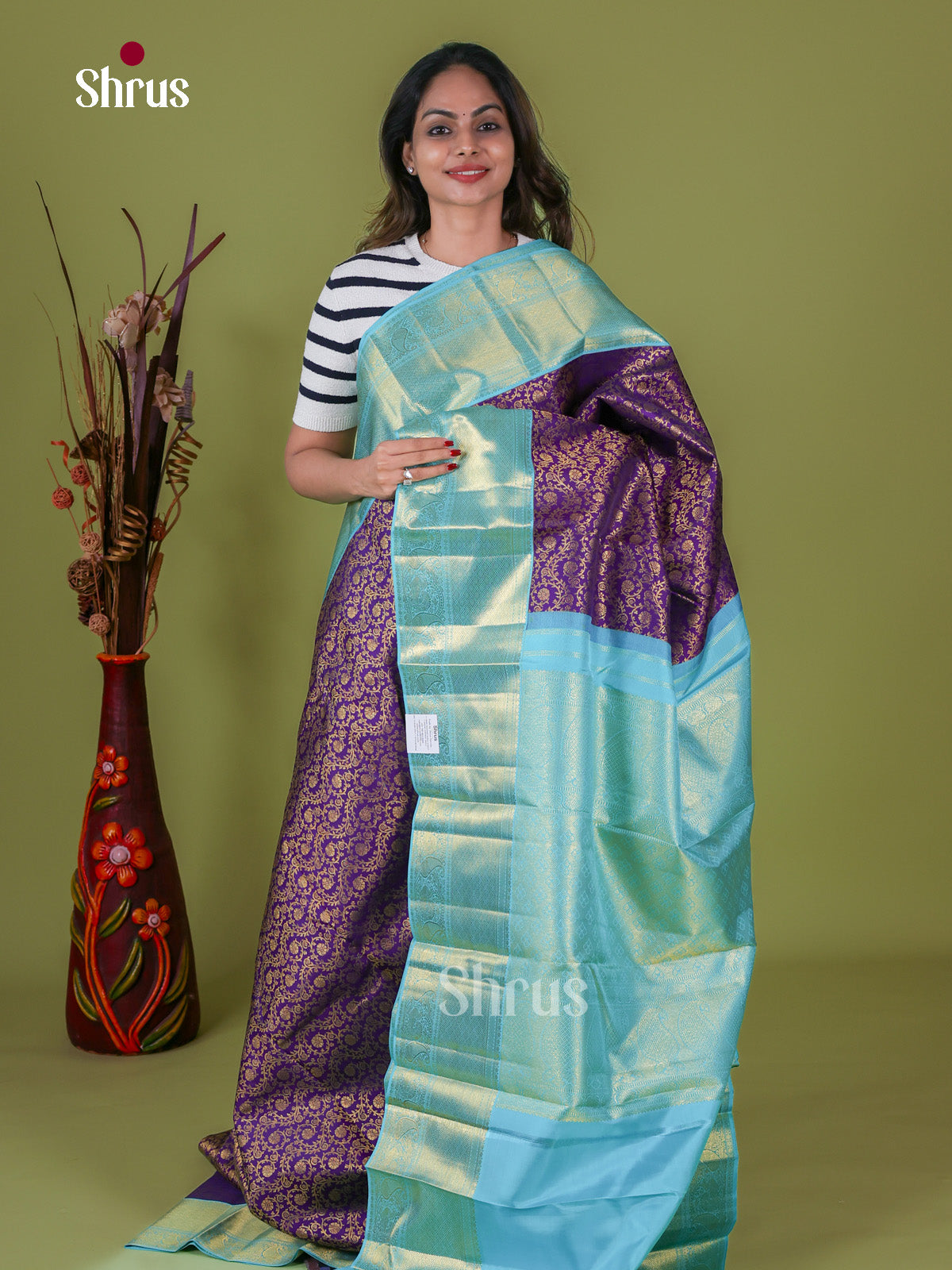 Kanchipuram silk Saree - EI08114