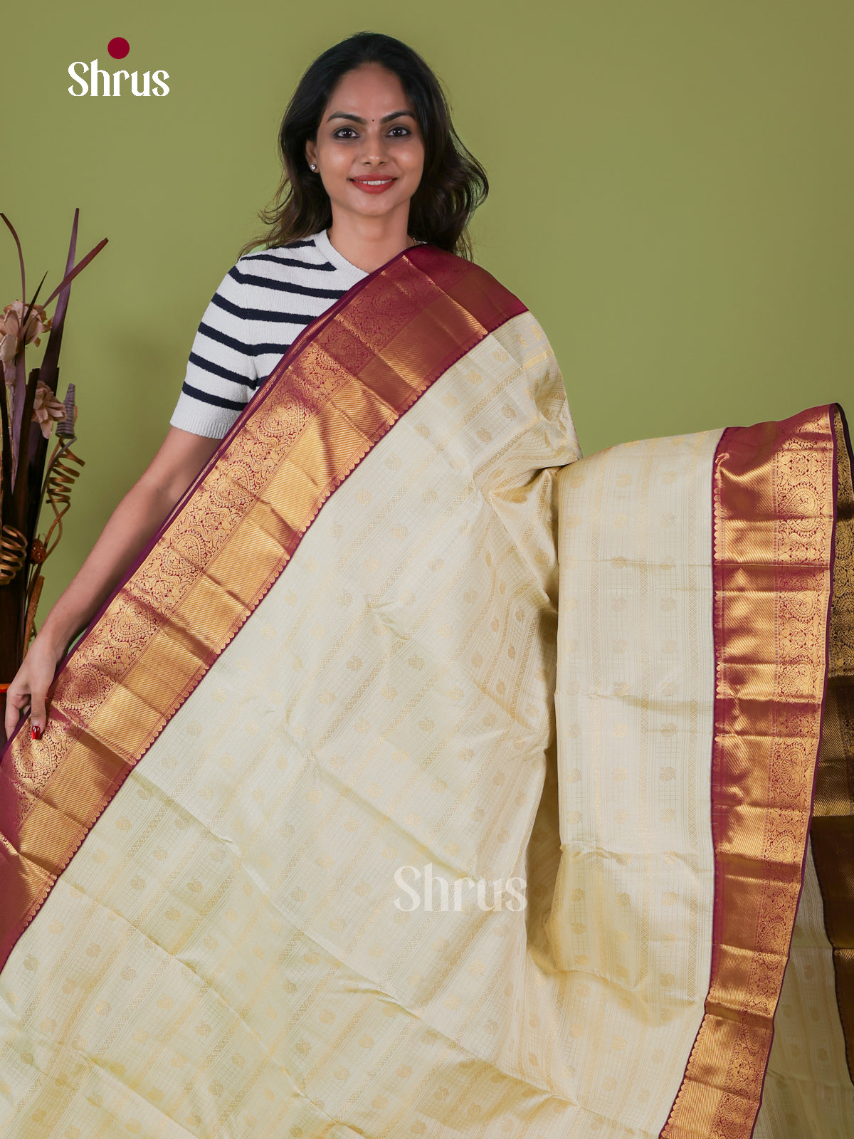Kanchipuram silk Saree - EI08122
