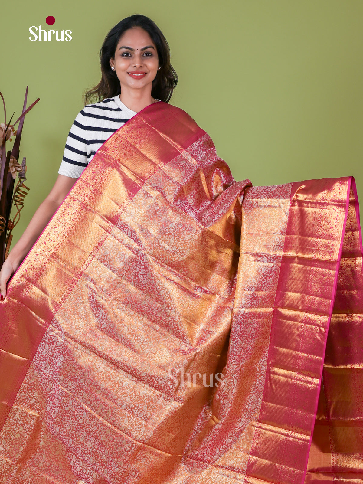 Kanchipuram silk Saree - EI08166