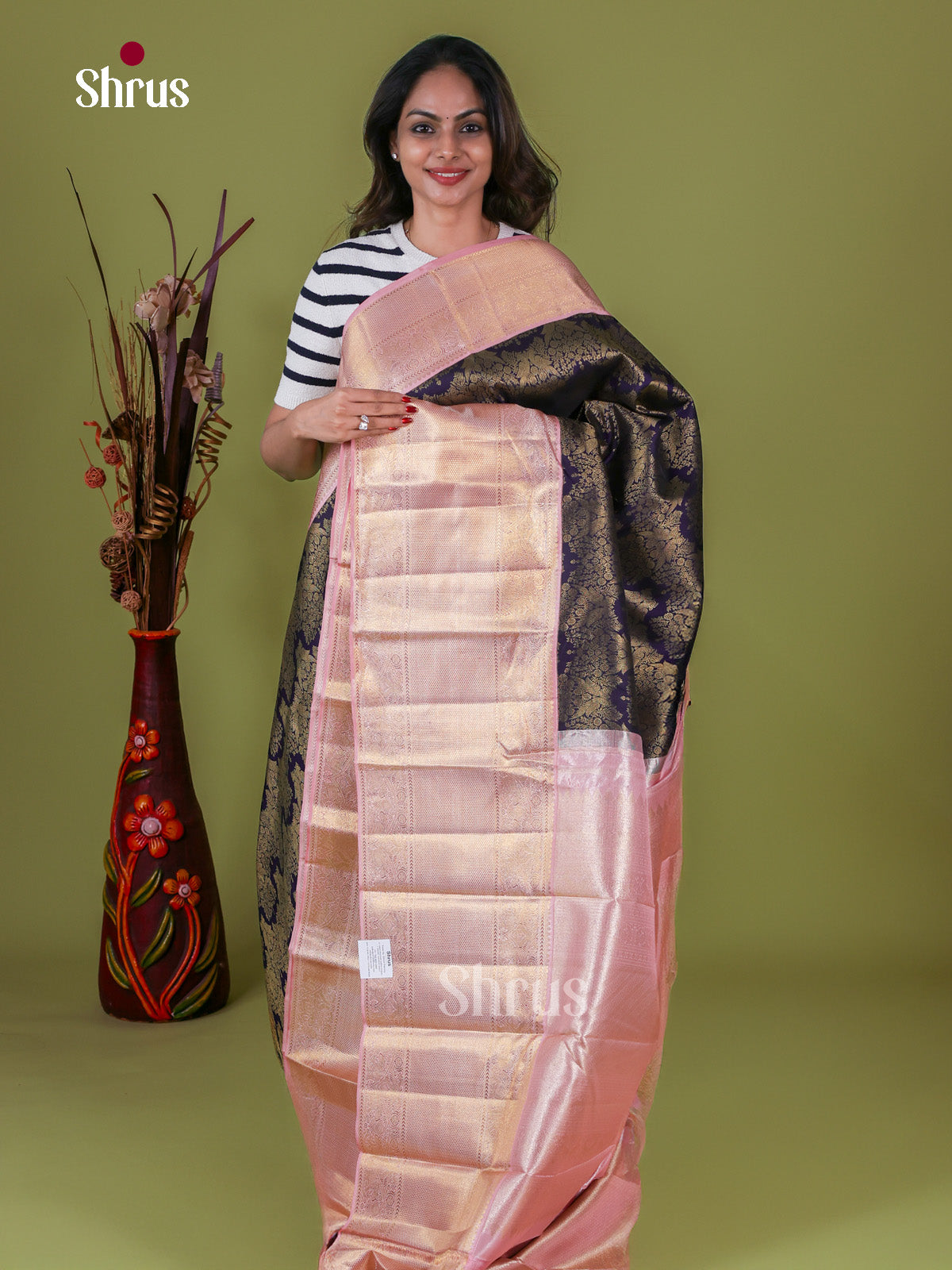 Kanchipuram silk Saree - EI08270