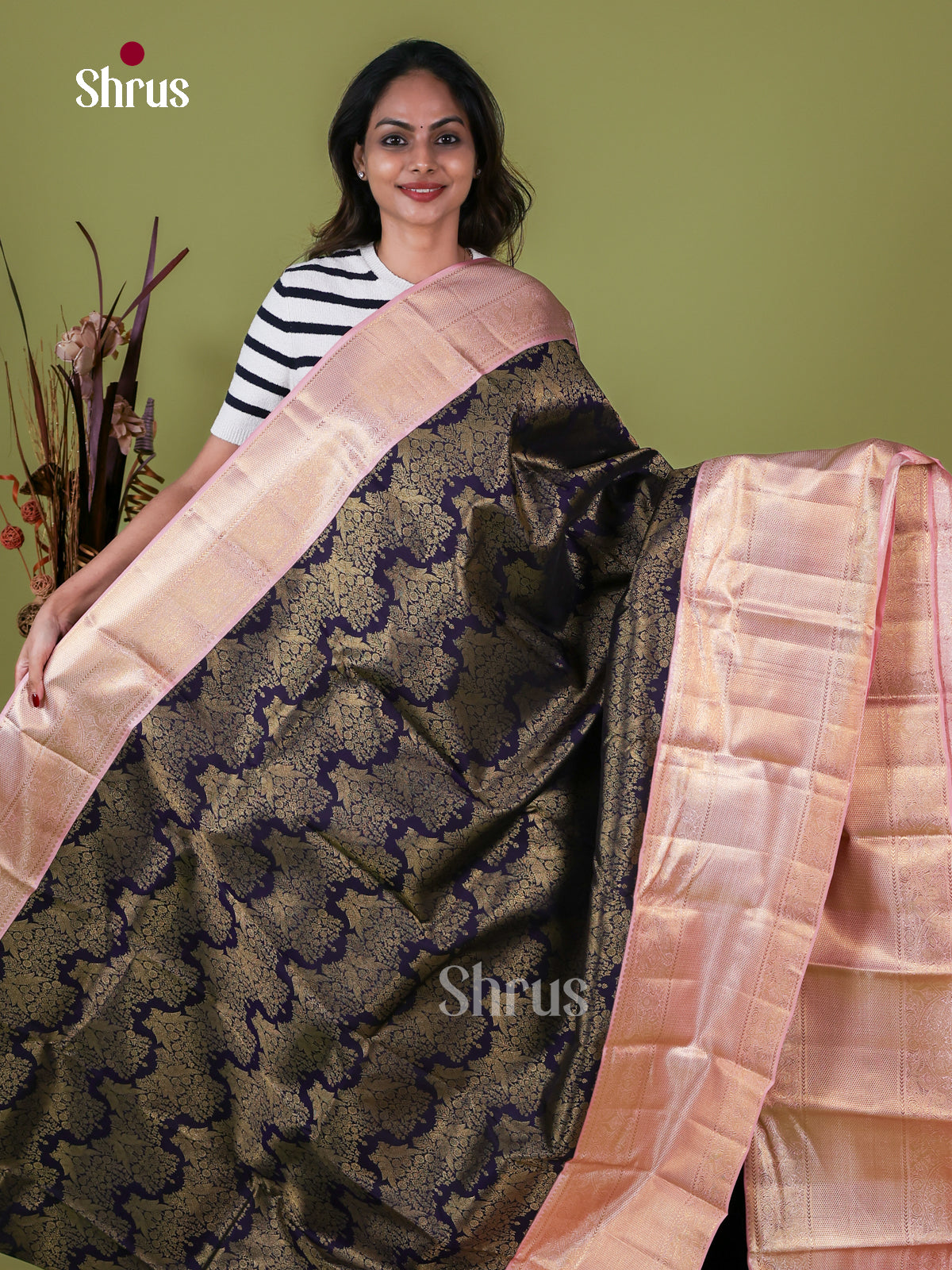 Kanchipuram silk Saree - EI08270