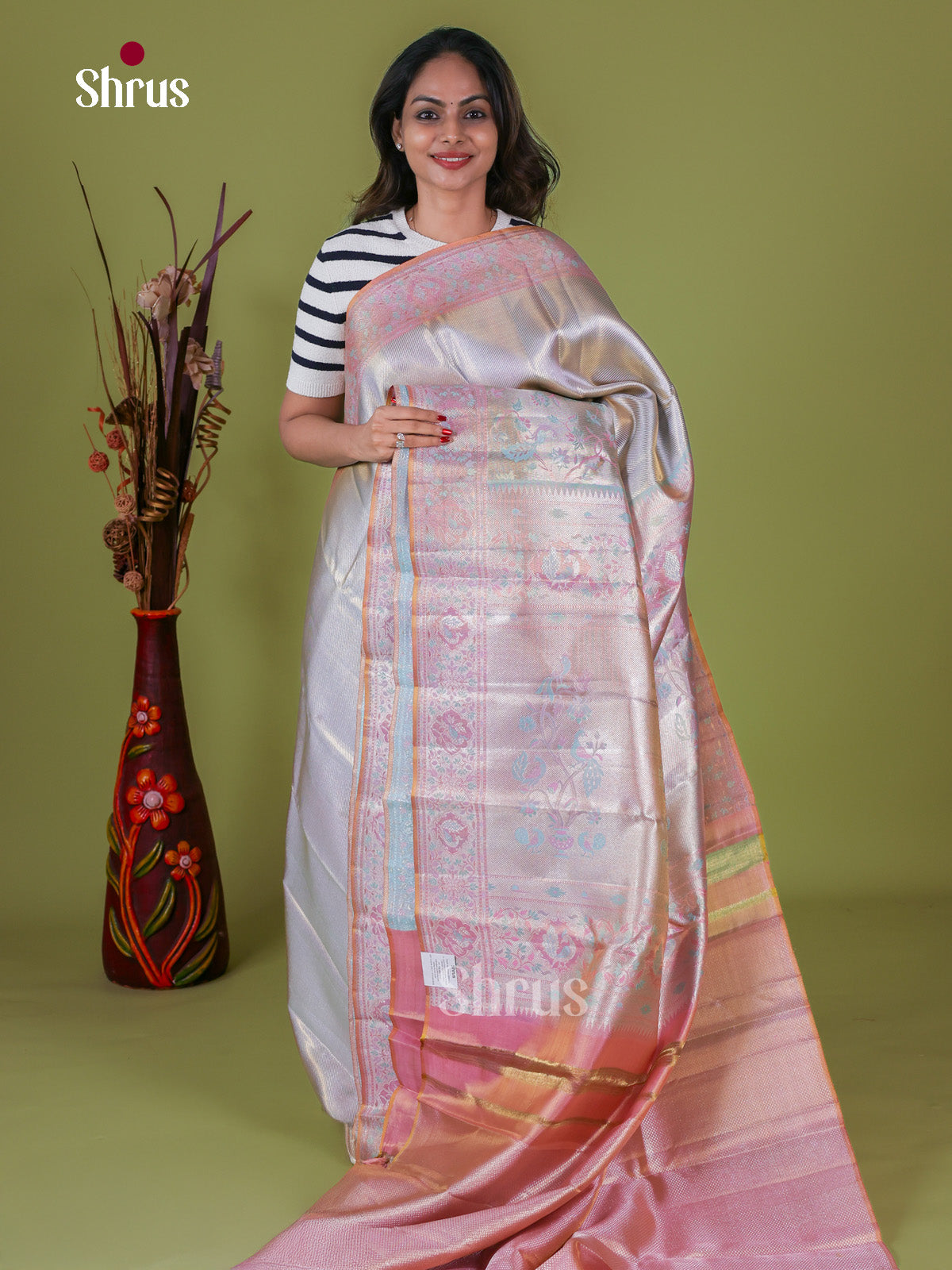Kanchipuram silk Saree - EI08272