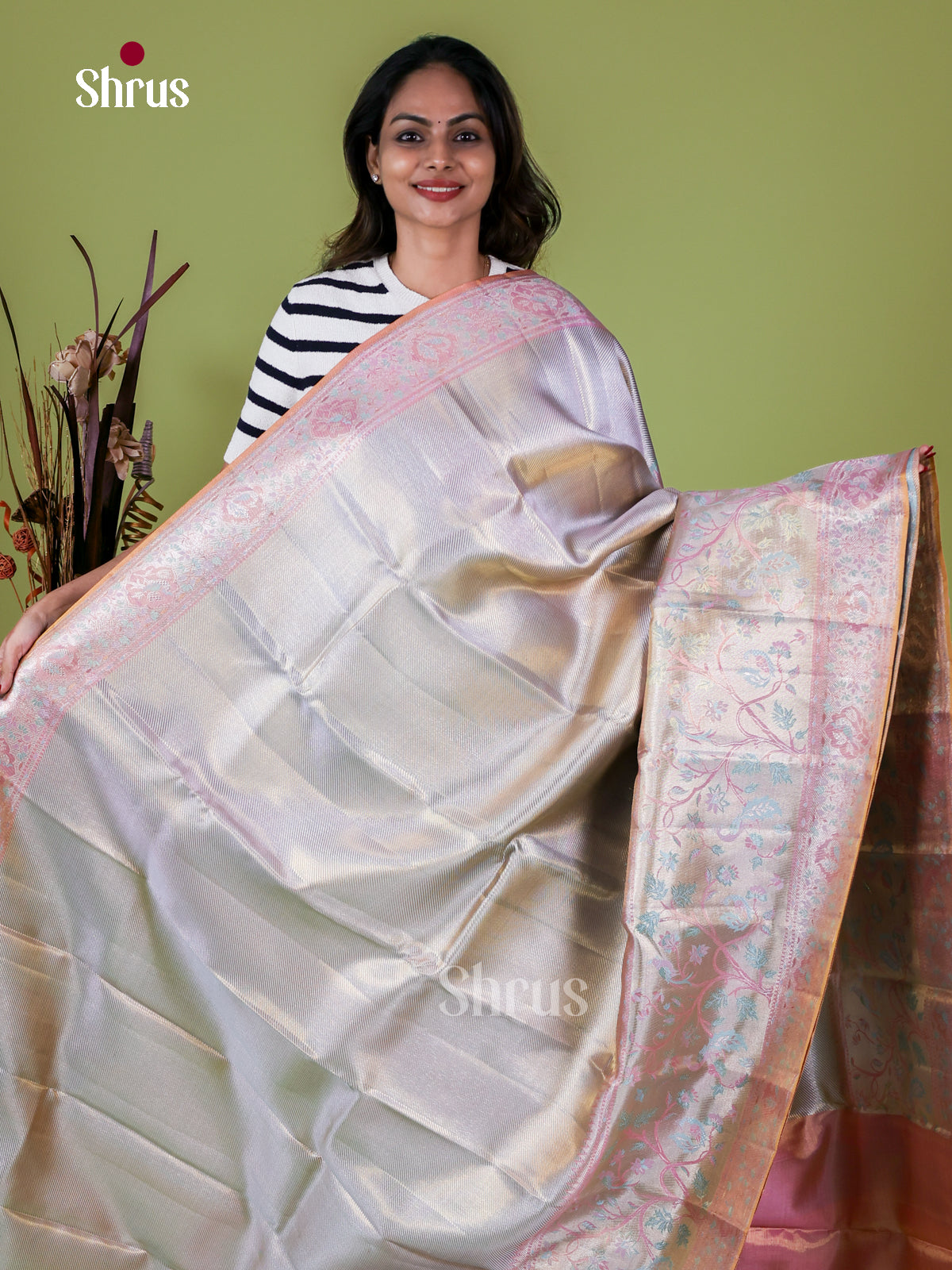 Kanchipuram silk Saree - EI08272