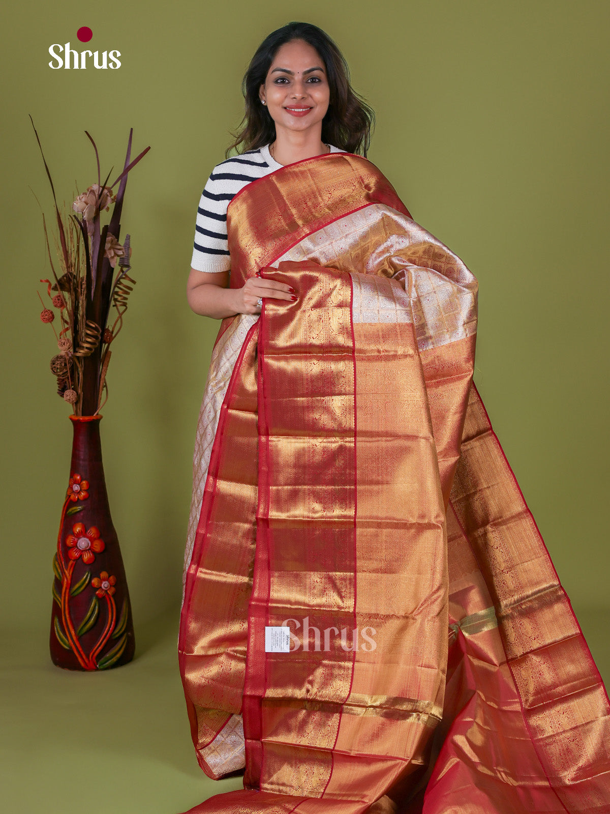Kanchipuram silk Saree - EI08274