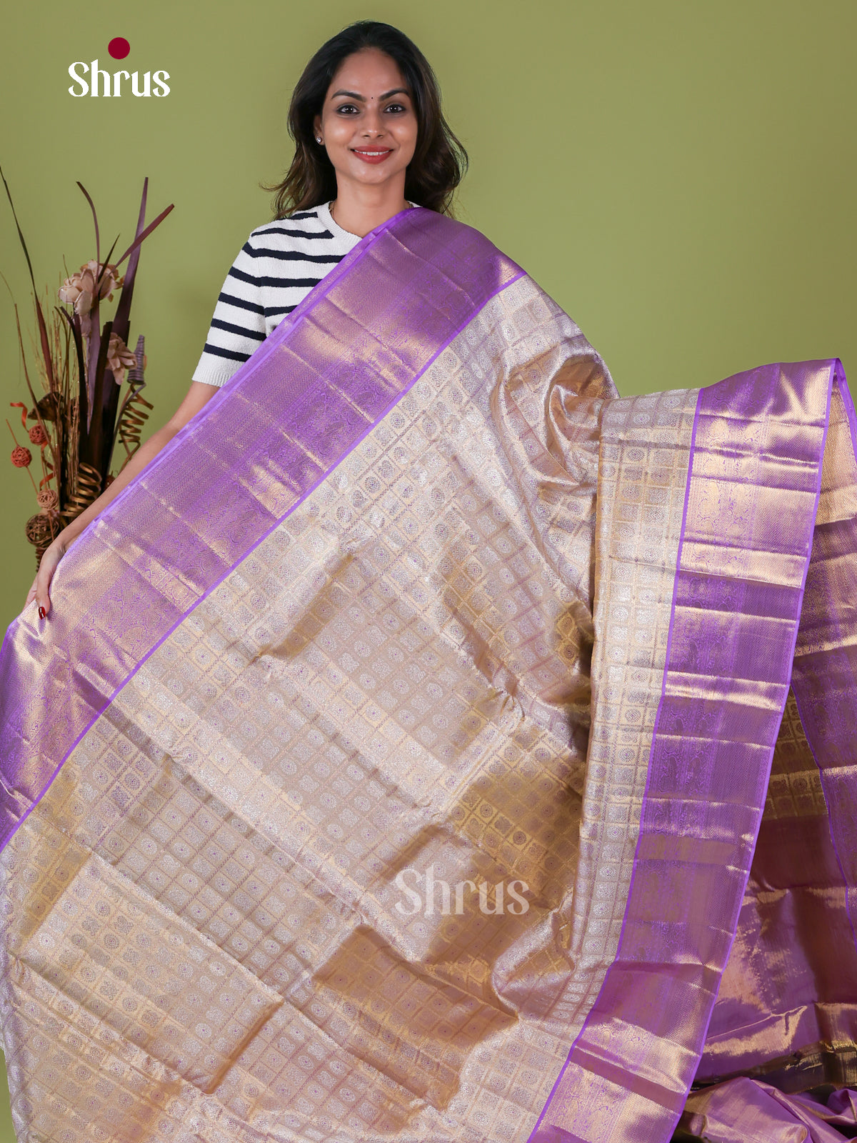 Kanchipuram silk Saree - EI08276