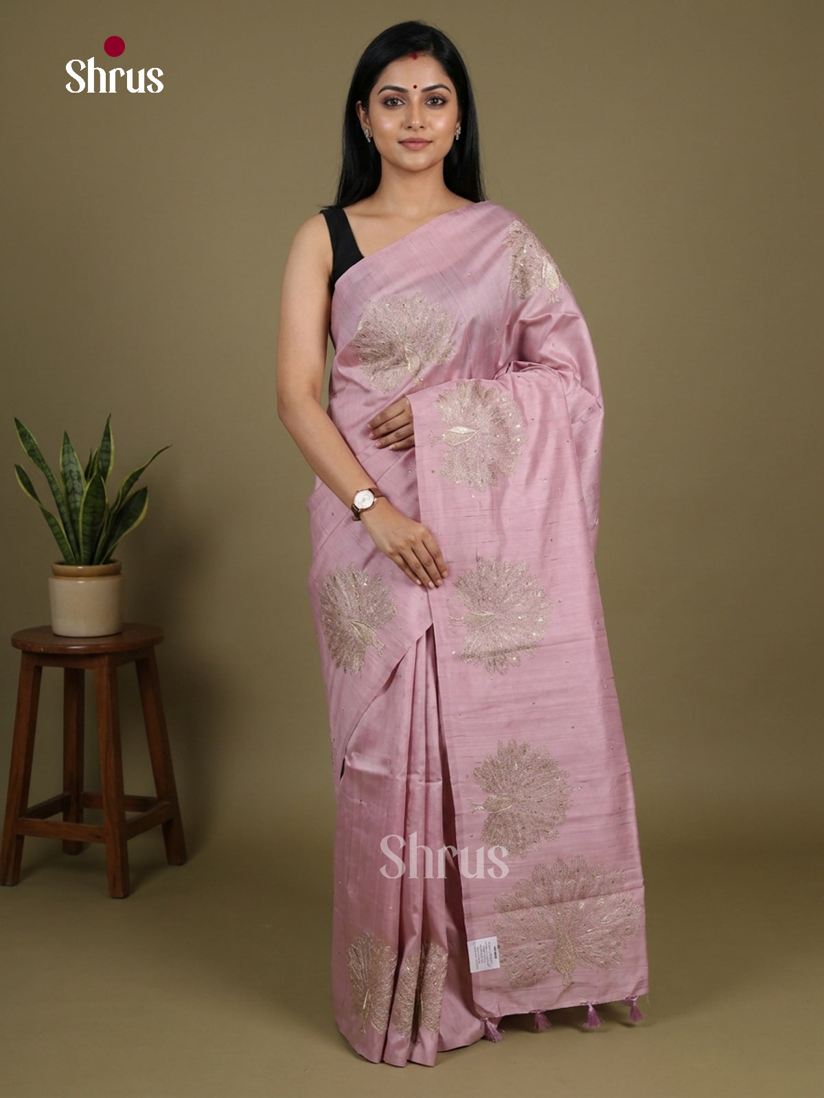 Semi Rawsilk Embroidery Saree - EI10132
