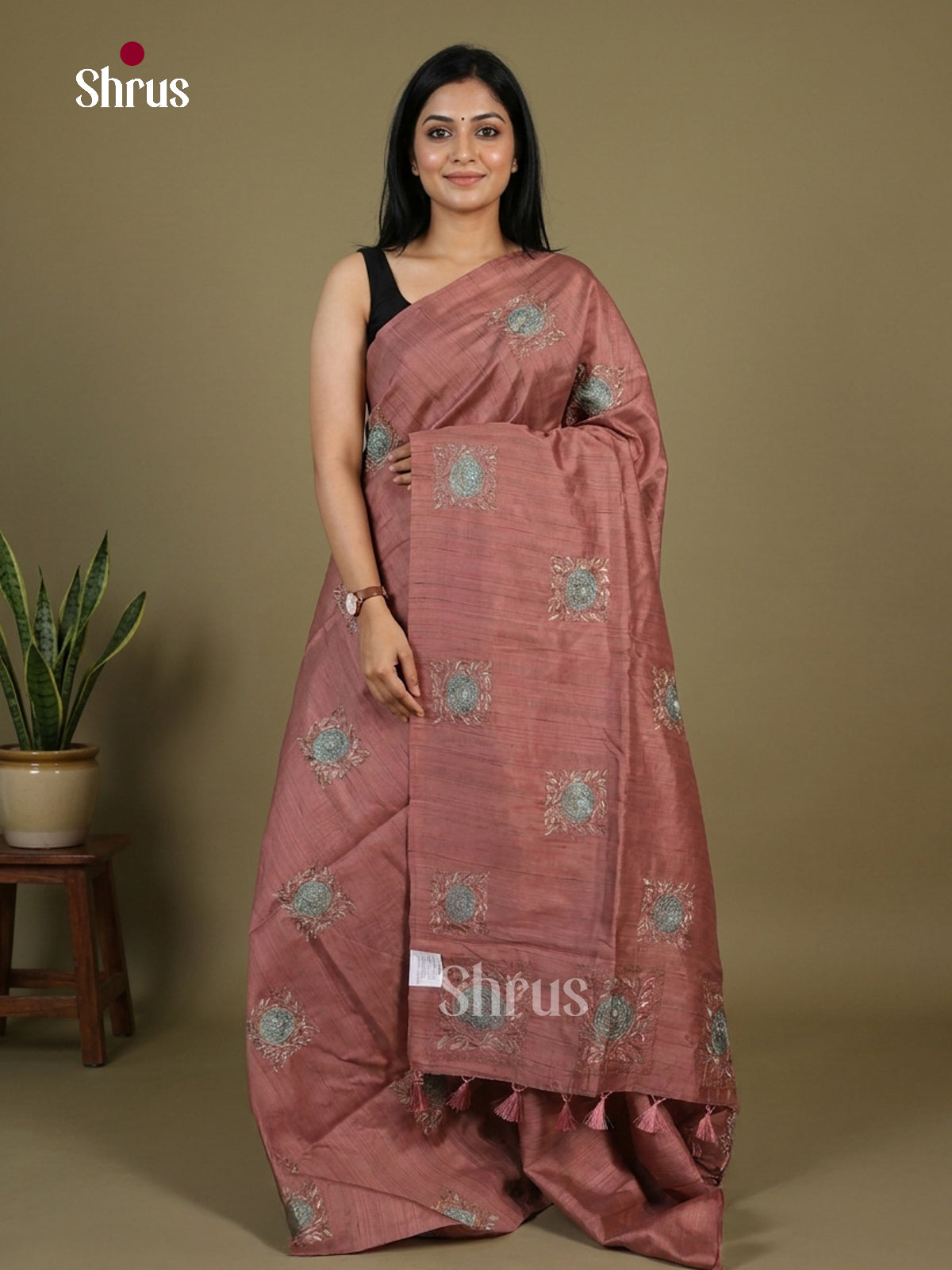 Semi Rawsilk Embroidery Saree - EI10303