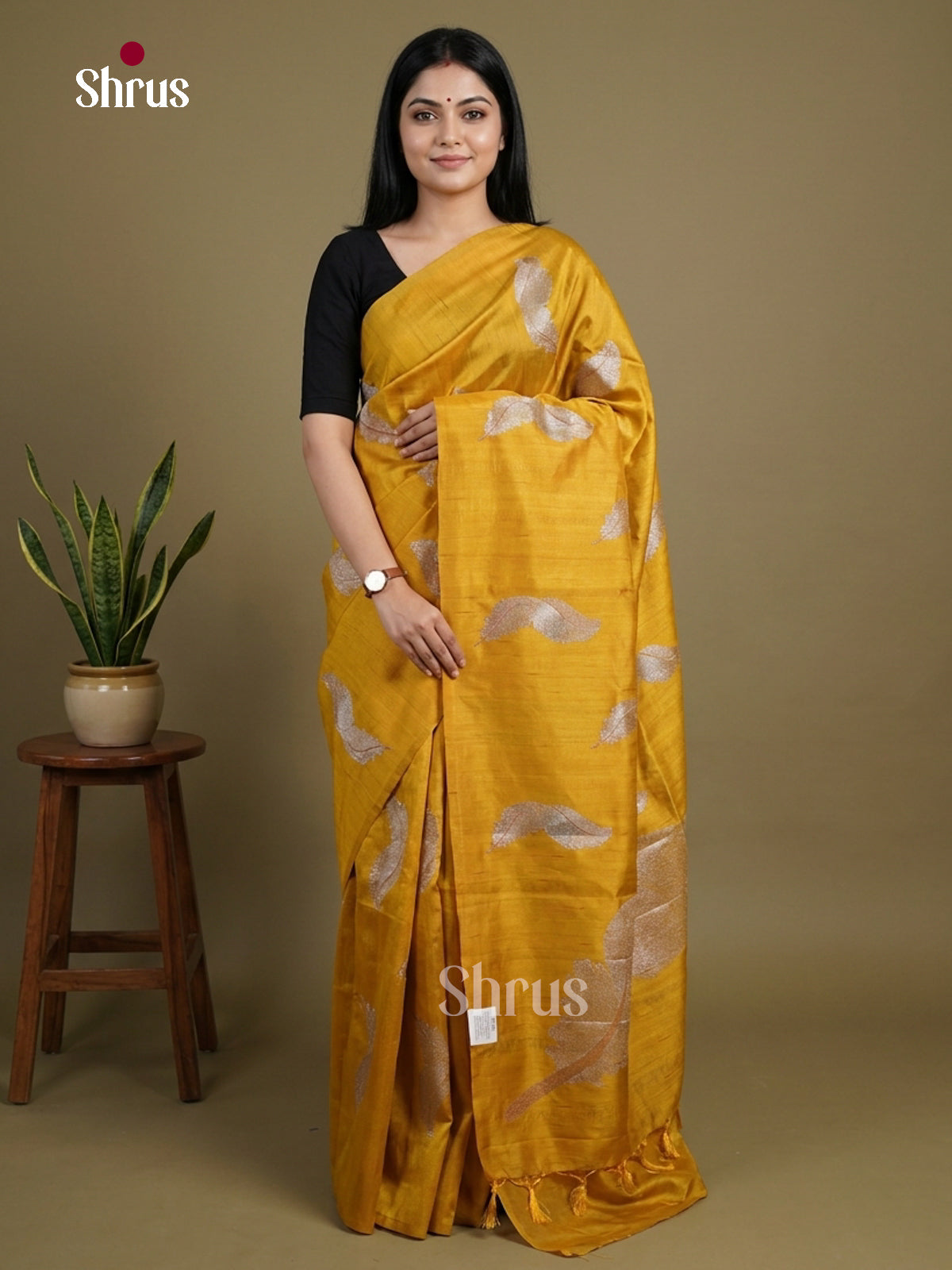 Semi Rawsilk Embroidery Saree - EI10416