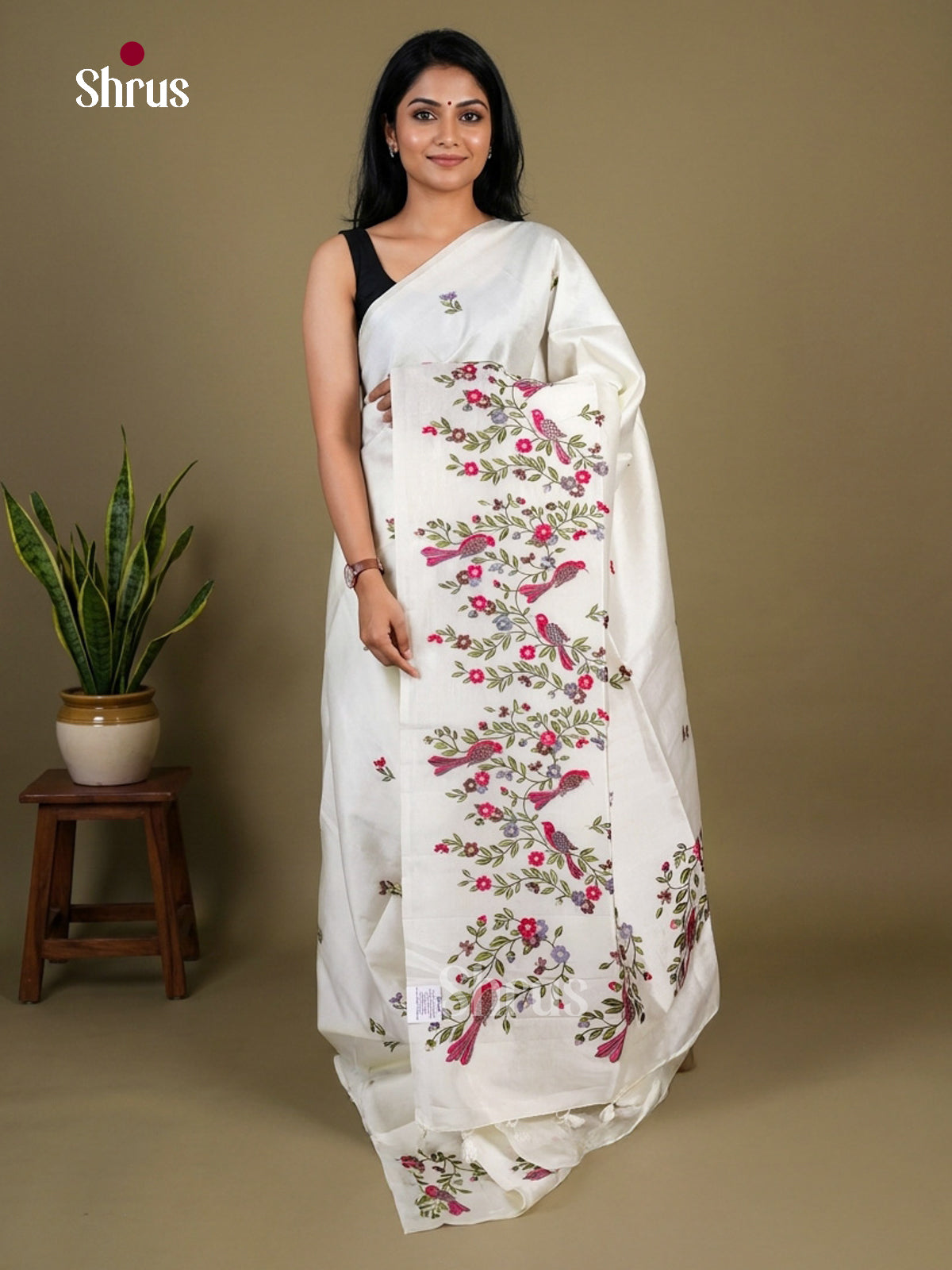 Semi Rawsilk Embroidery Saree - EI10525