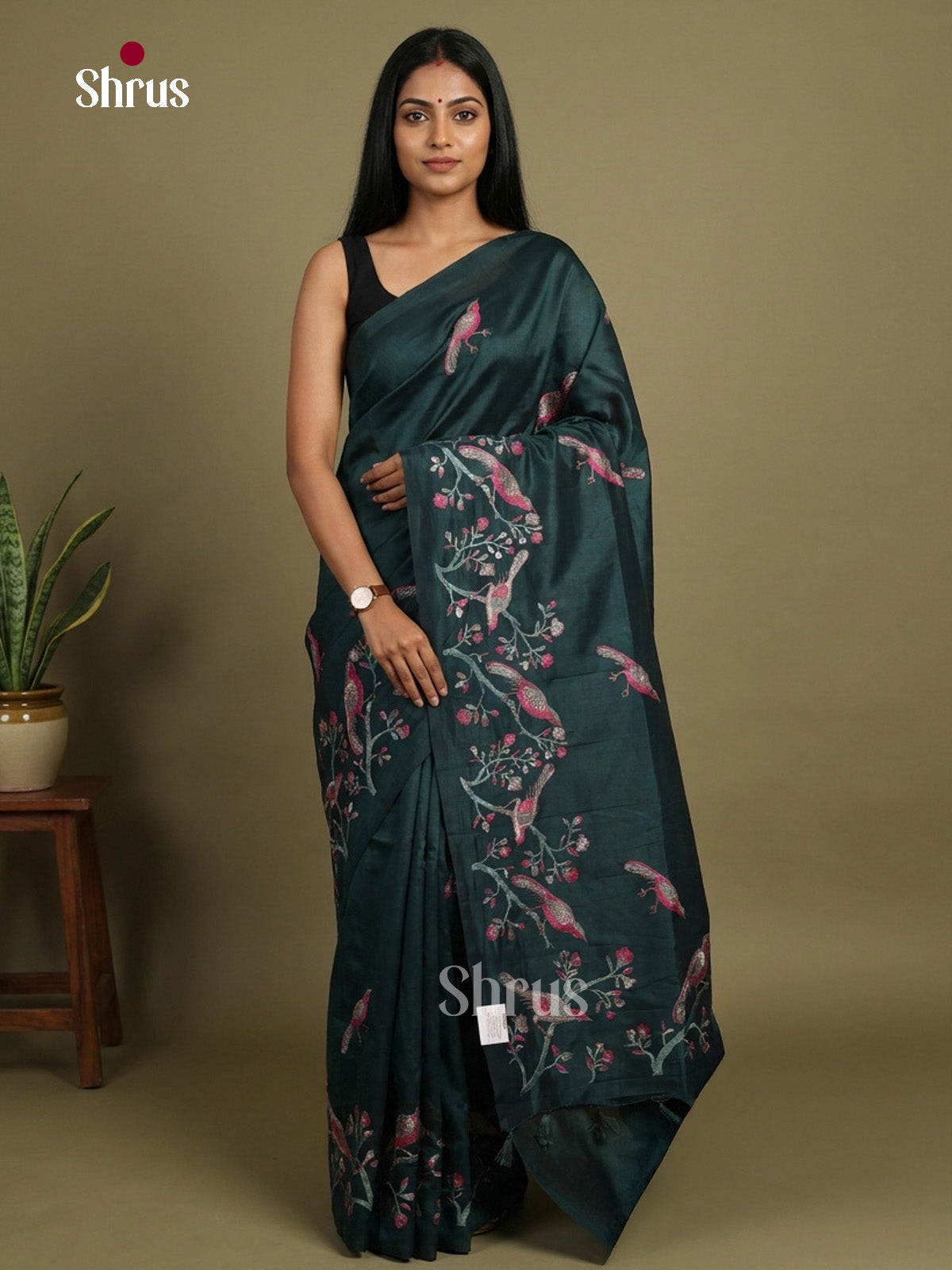 Semi Rawsilk Embroidery Saree - EI10544