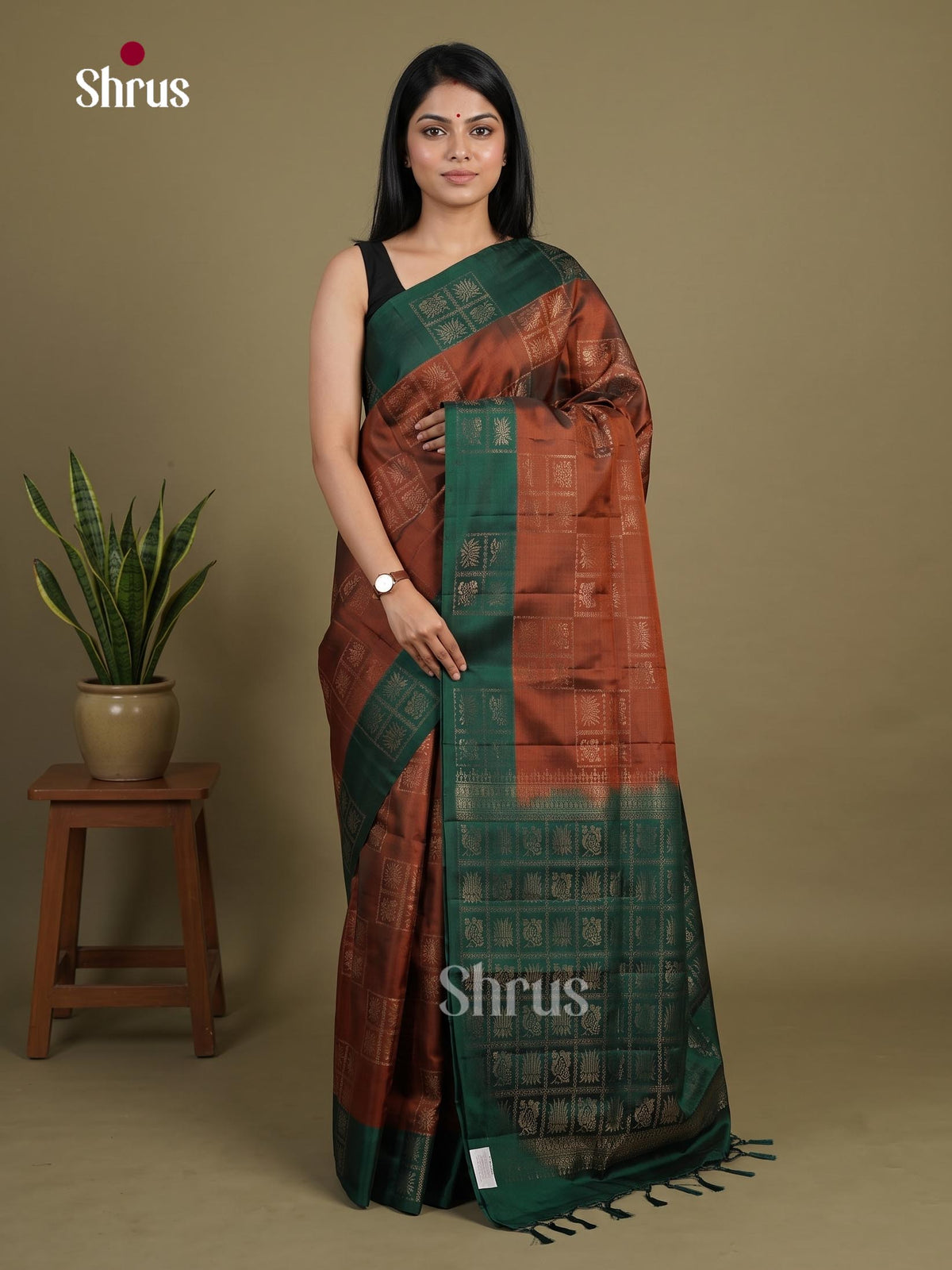 Soft Silk Saree - EI15143