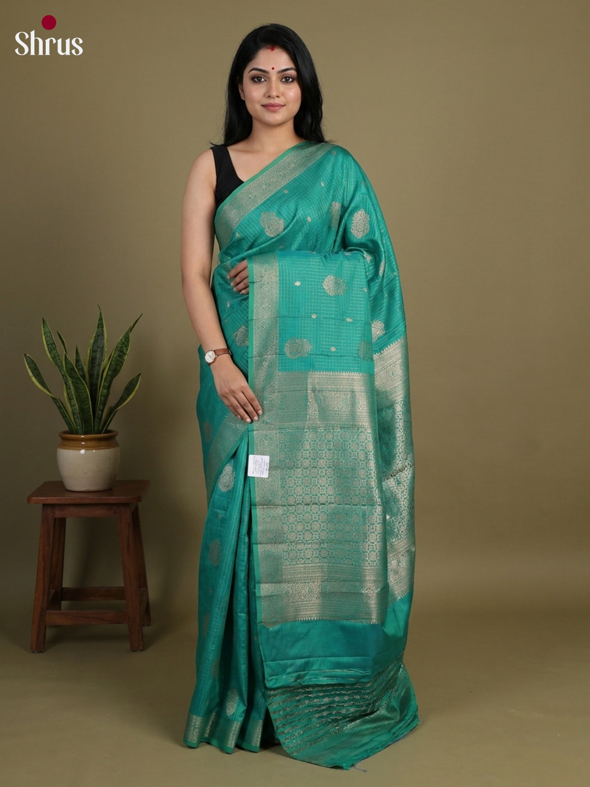 Apoorva Silk Saree - EI16046