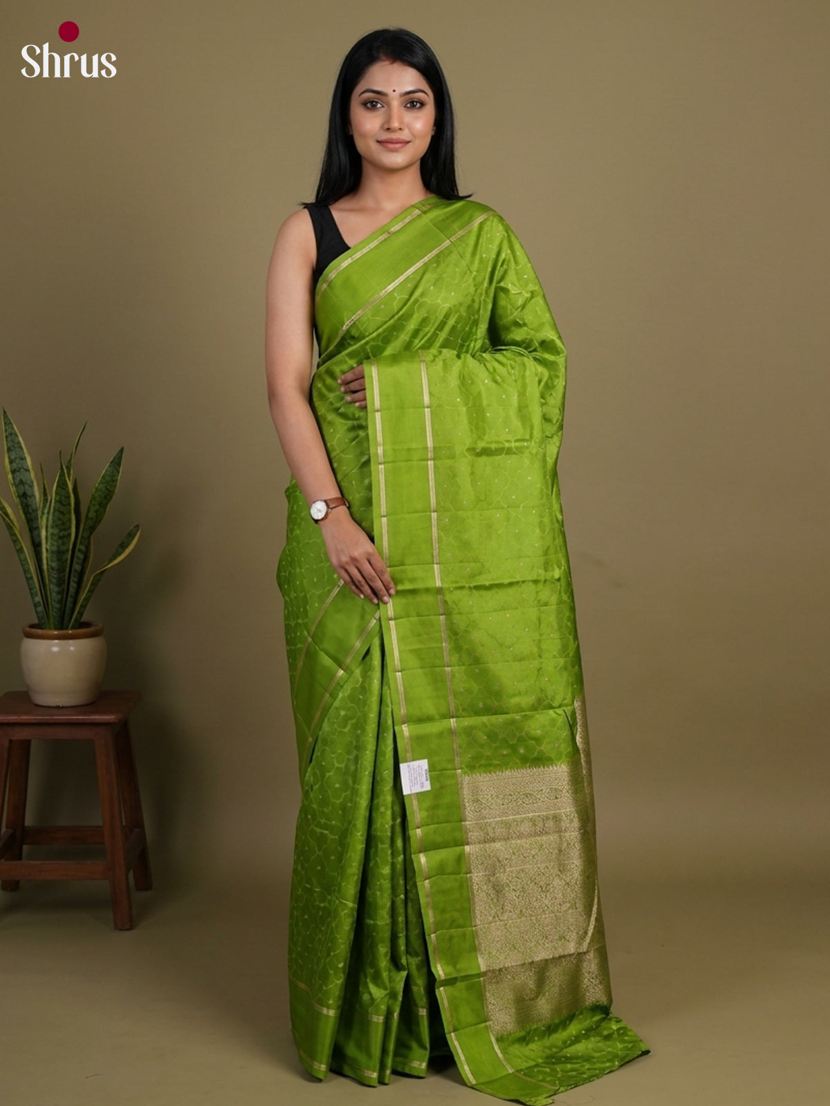 Apoorva Silk Saree - EI16064