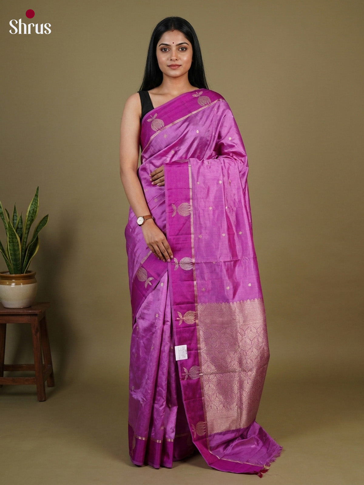Apoorva Silk Saree - EI16077