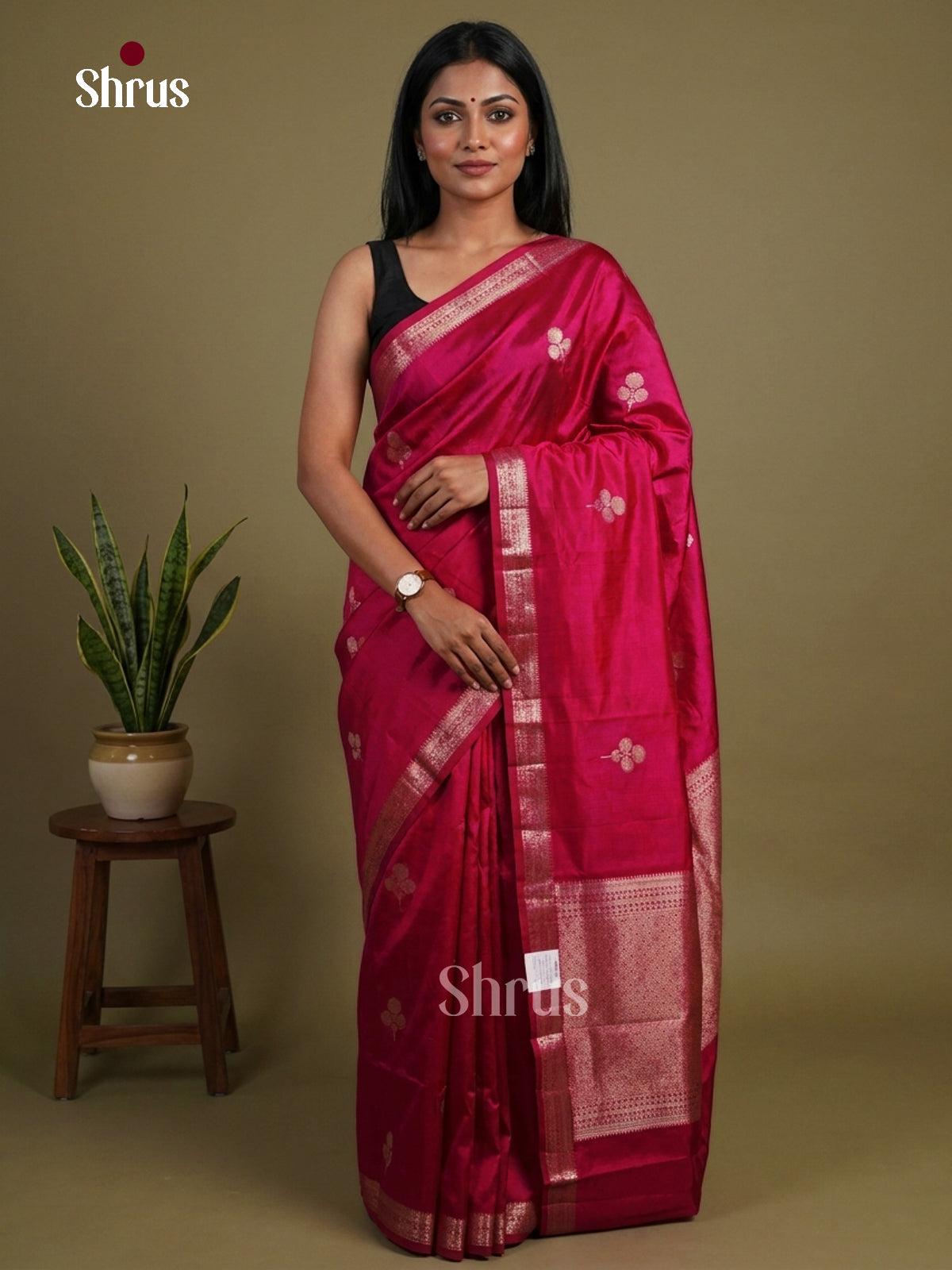Apoorva Silk Saree - EI16102