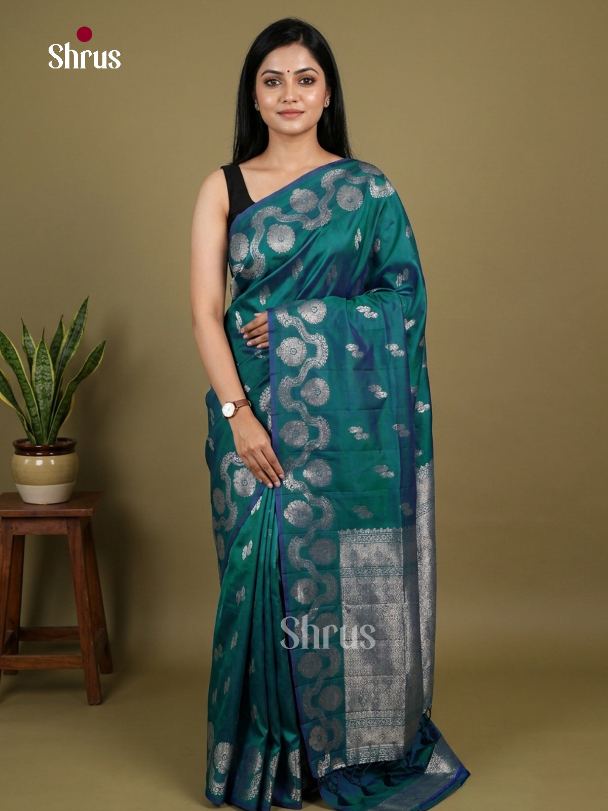 Apoorva Silk Saree - EI16165