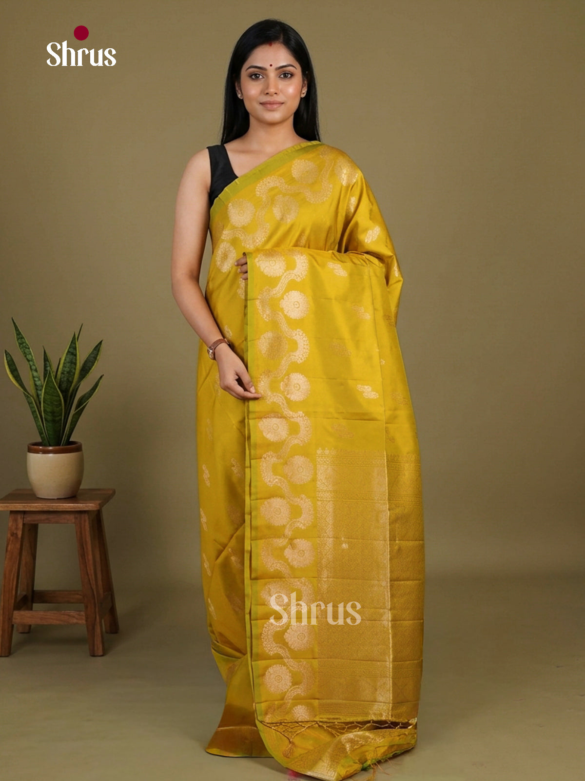 Apoorva Silk Saree - EI16175