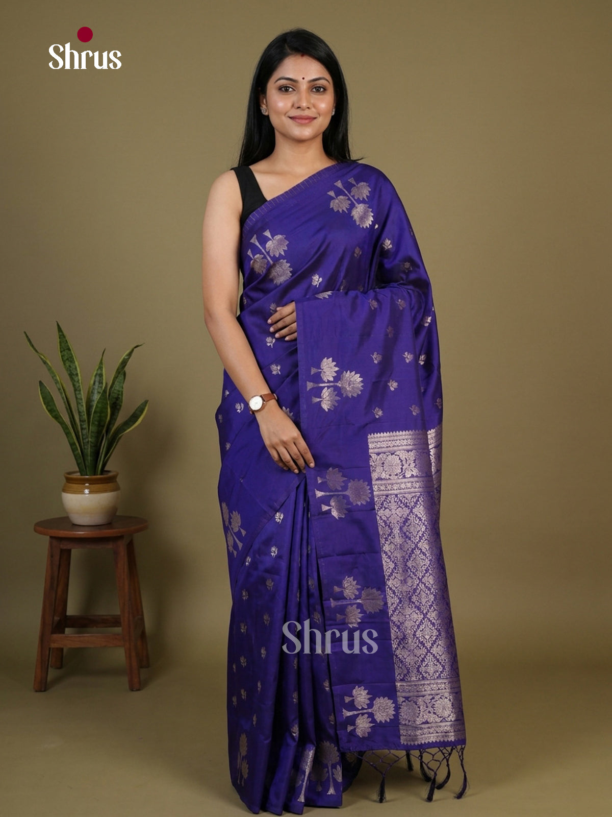 Apoorva Silk Saree - EI16177