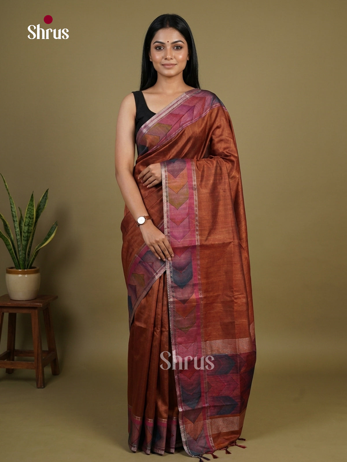 Linen Saree Saree - EI16300