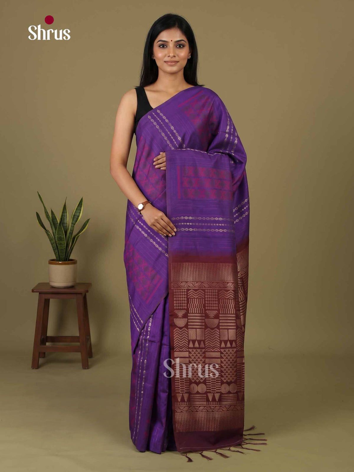 Champa semitussar Saree - EI16928