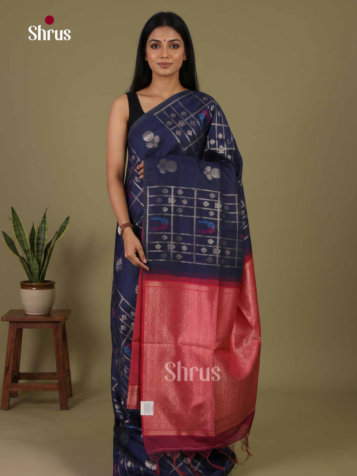 Champa semitussar Saree - EI16946