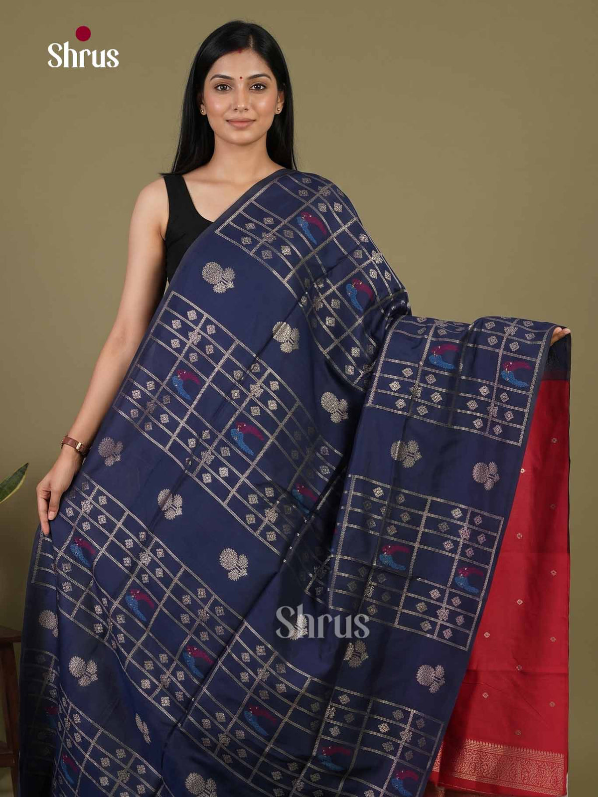 Champa semitussar Saree - EI16946