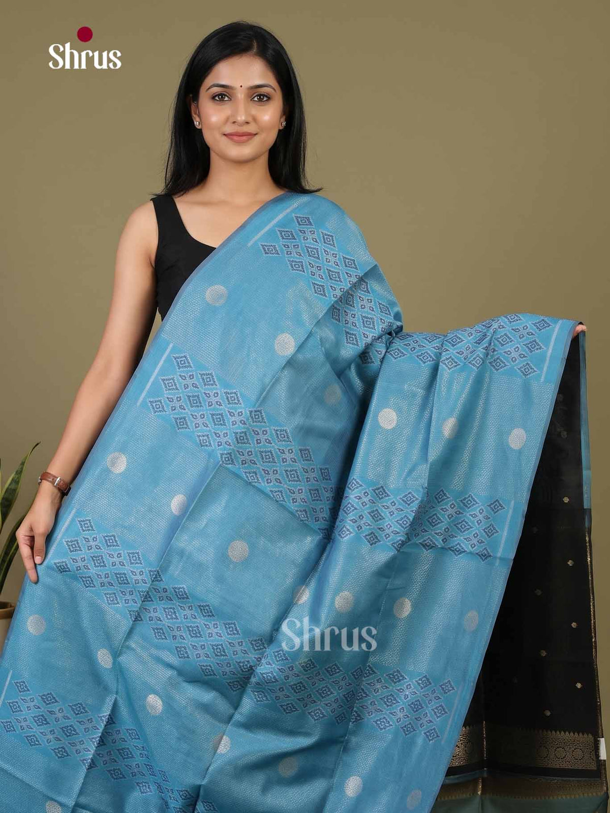 Champa semitussar Saree - EI16959
