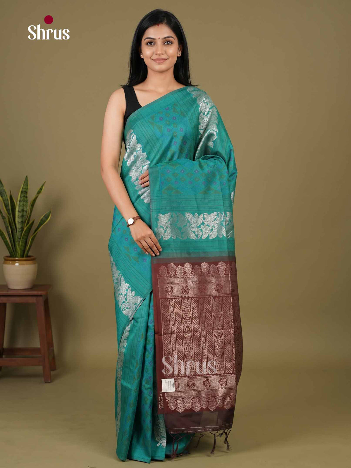 Champa semitussar Saree - EI16969