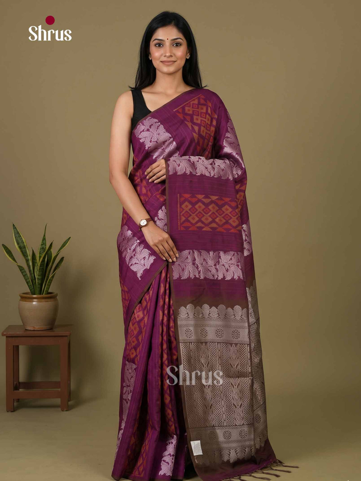 Champa semitussar Saree - EI16970