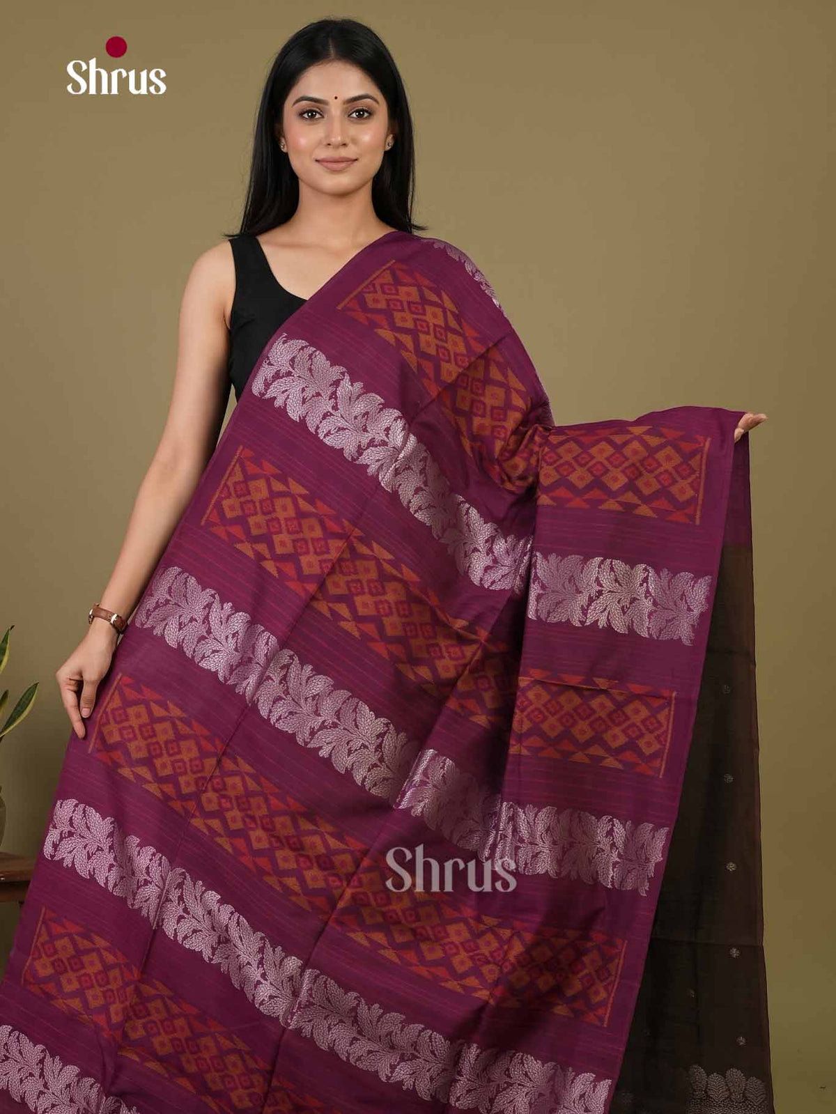 Champa semitussar Saree - EI16970
