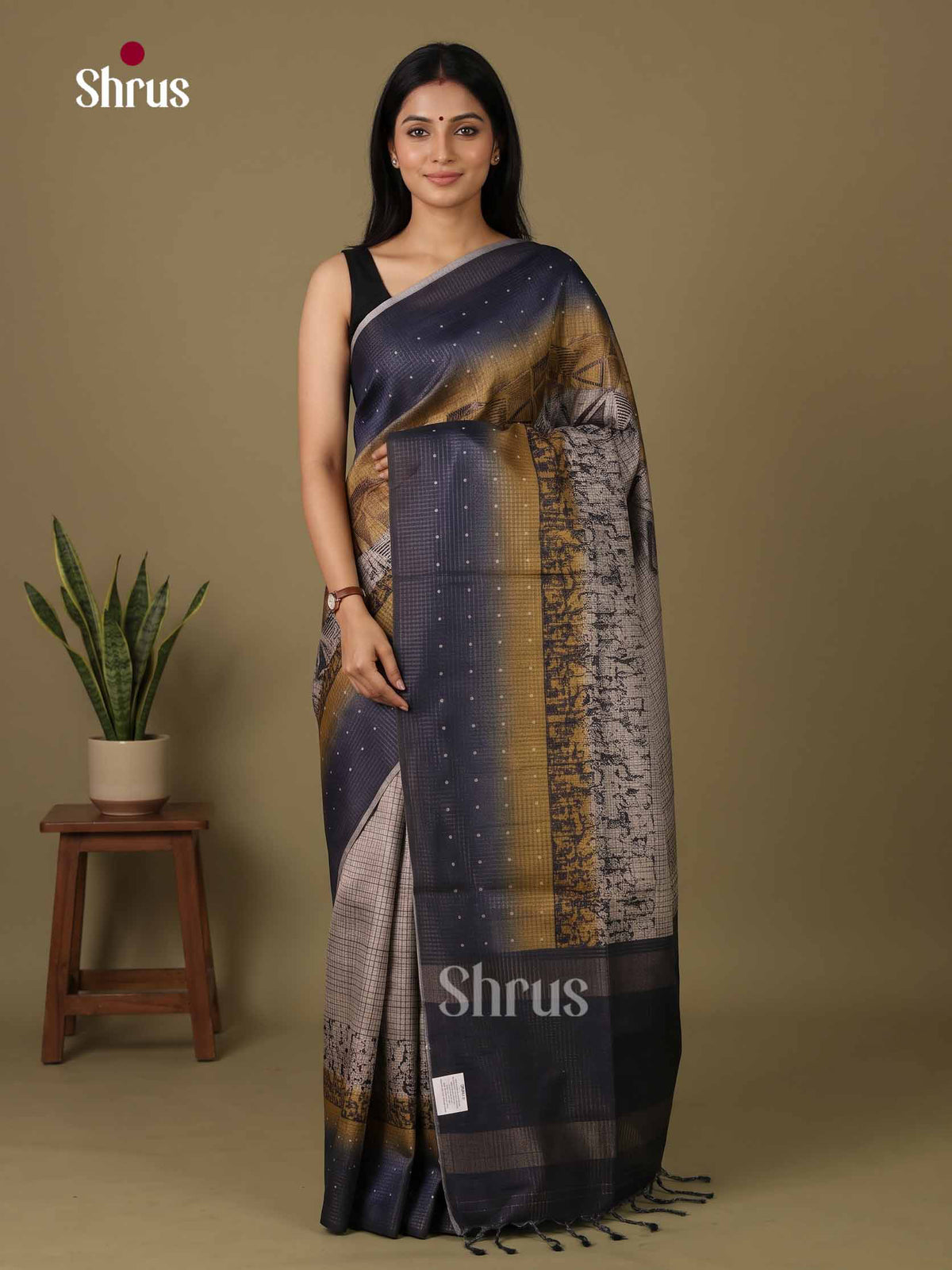 Printed Semi Tussar Saree - EI17031