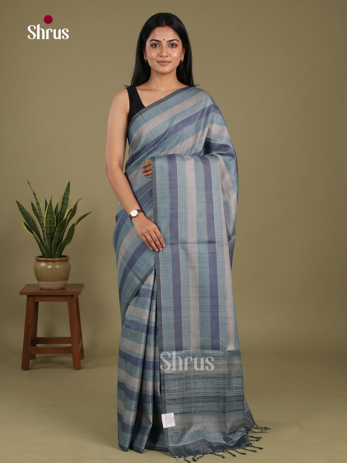 Printed Semi Tussar Saree - EI17097