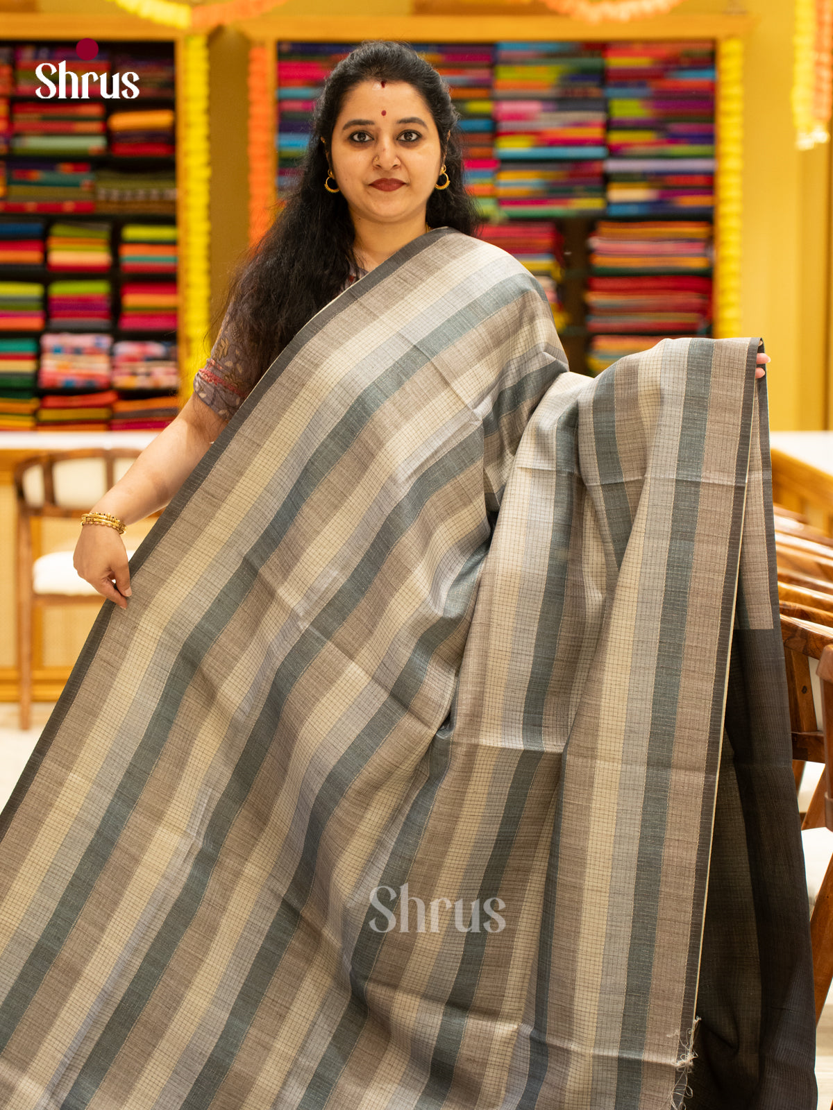 Printed Semi Tussar Saree - EI17100
