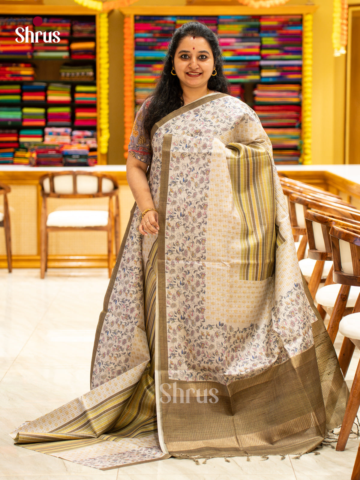 Printed Semi Tussar Saree - EI17149