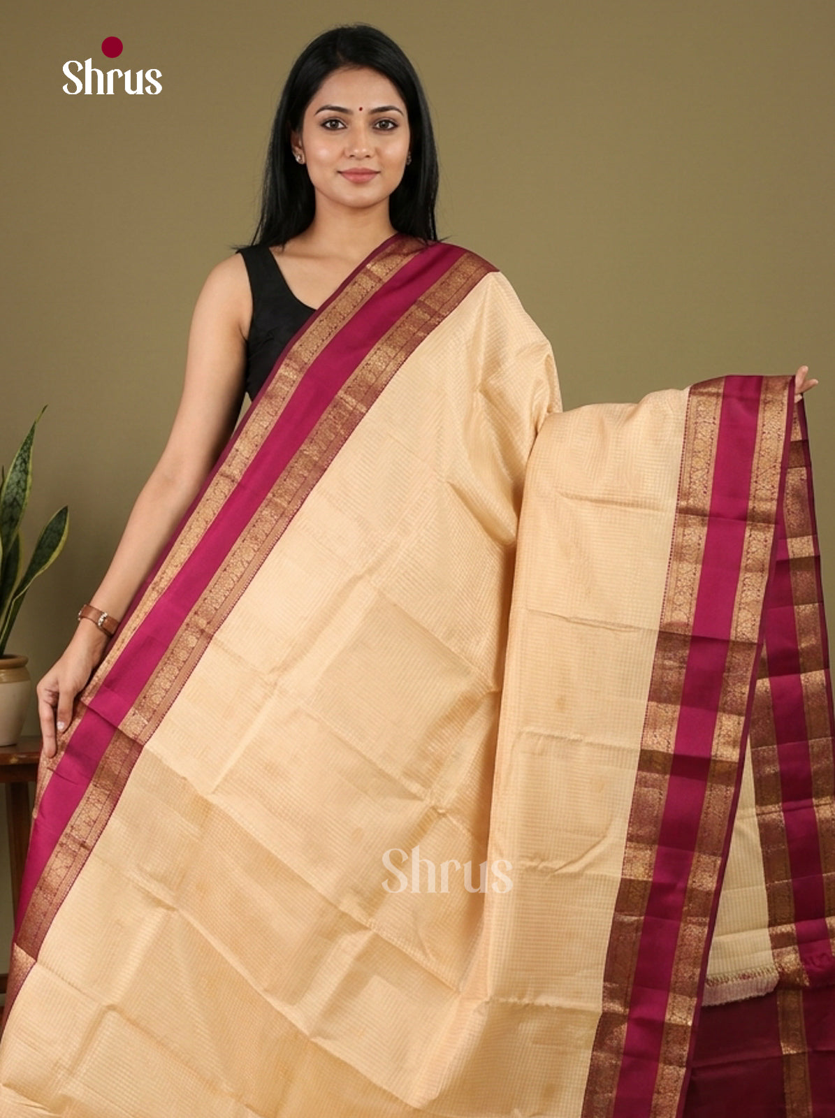 Kanchipuram silk Saree - EI23082