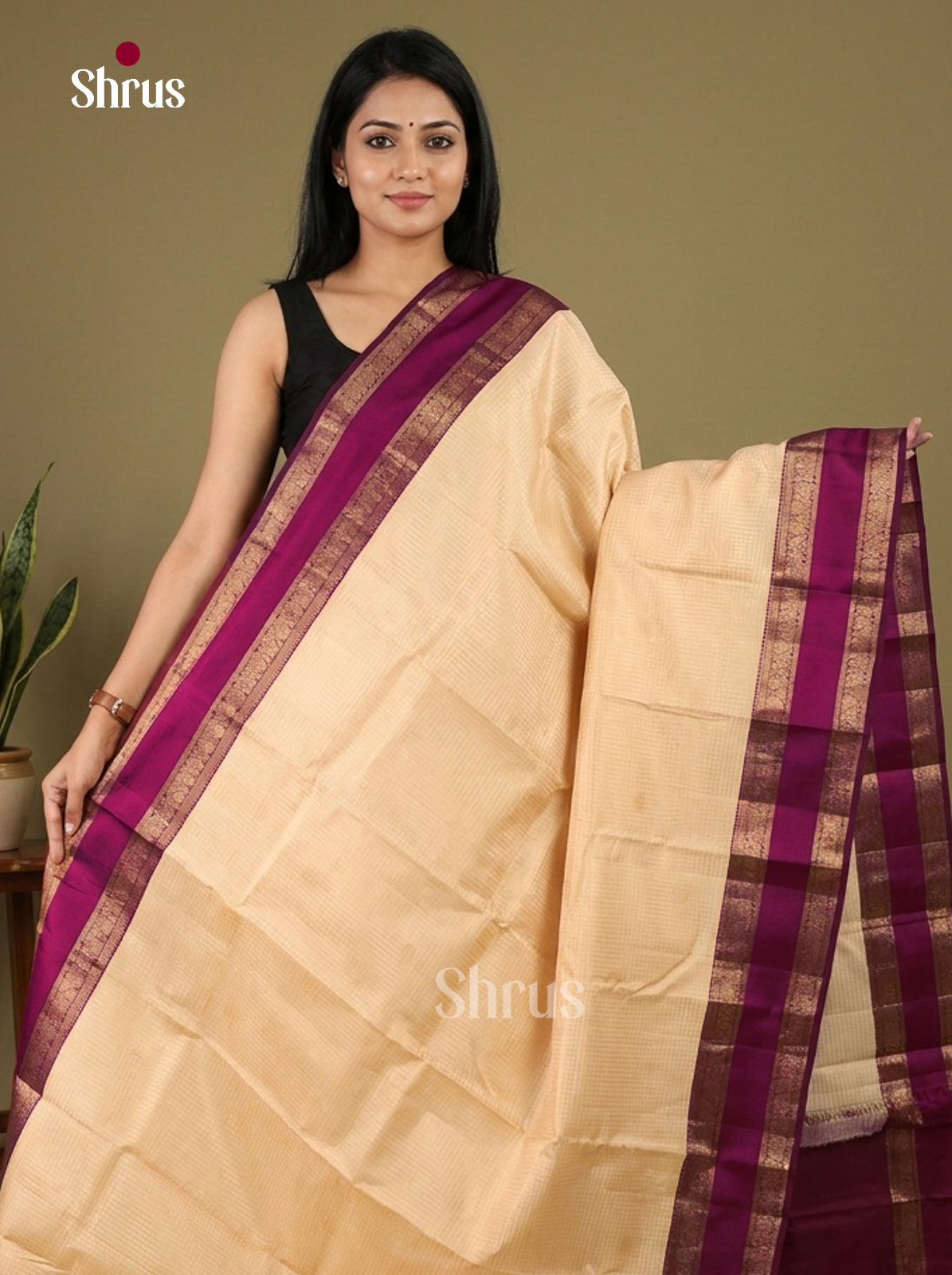 Kanchipuram silk Saree - EI23082