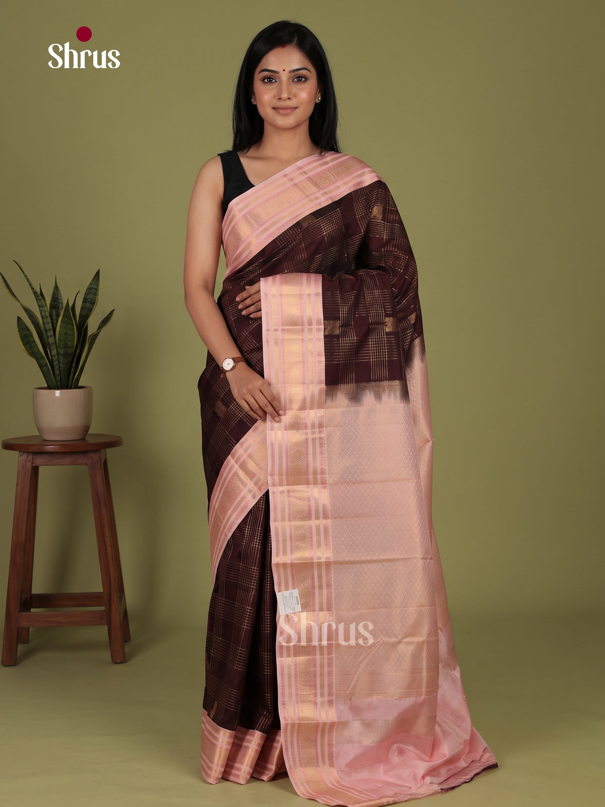Kanchipuram silk Saree - EI23084