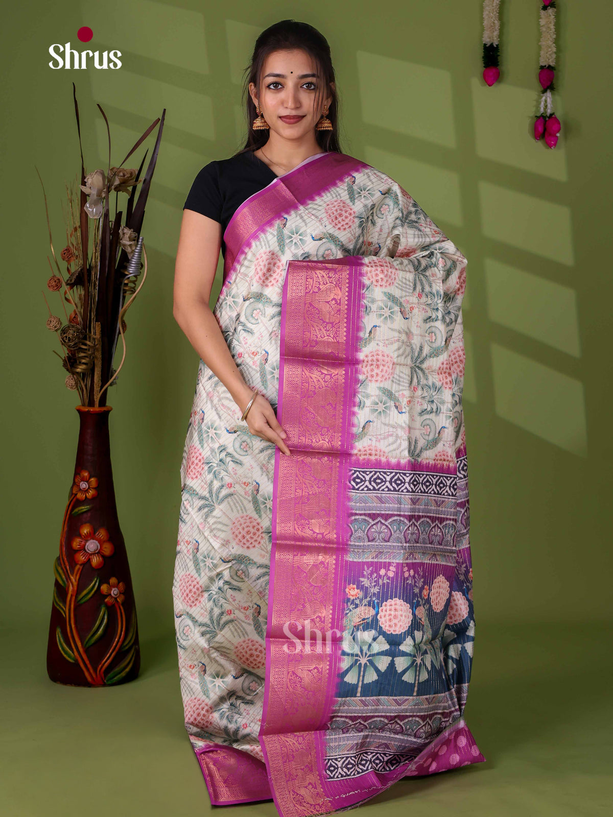 Semi Tussar Saree - EI24196