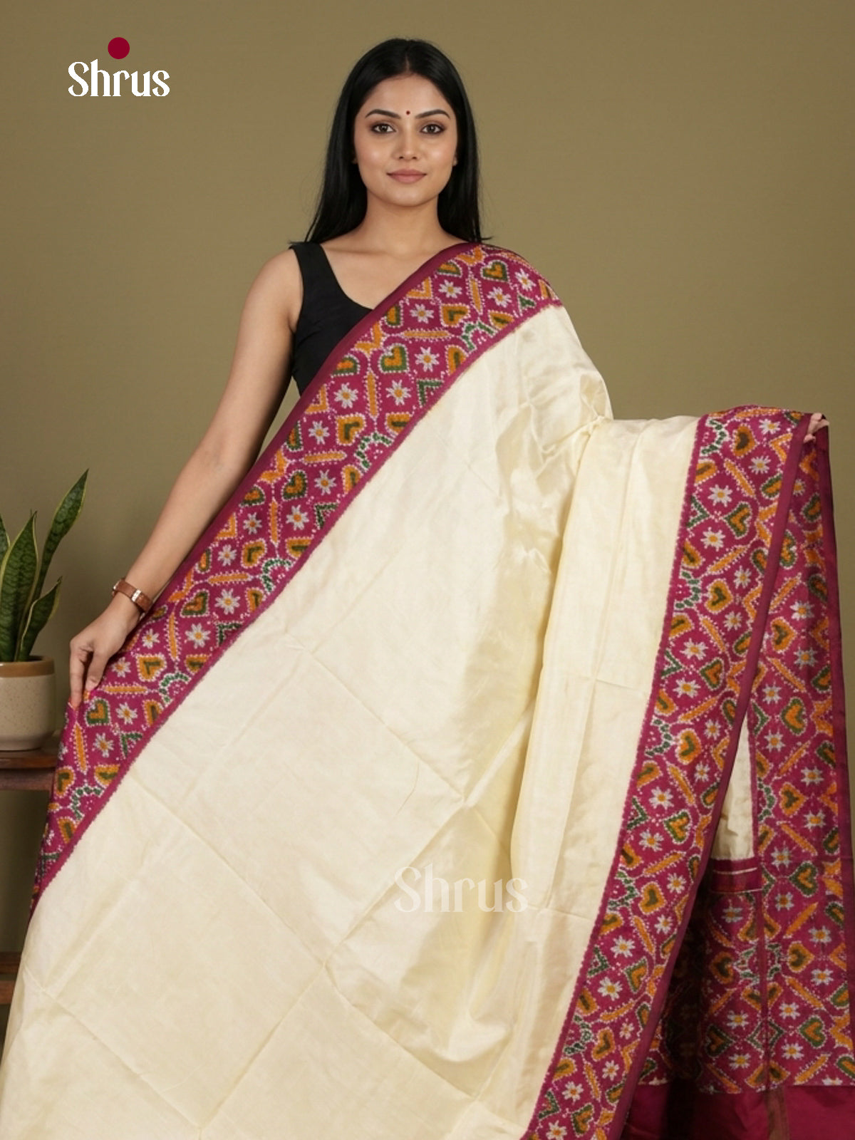 Ikkat Silk Saree - EI24277