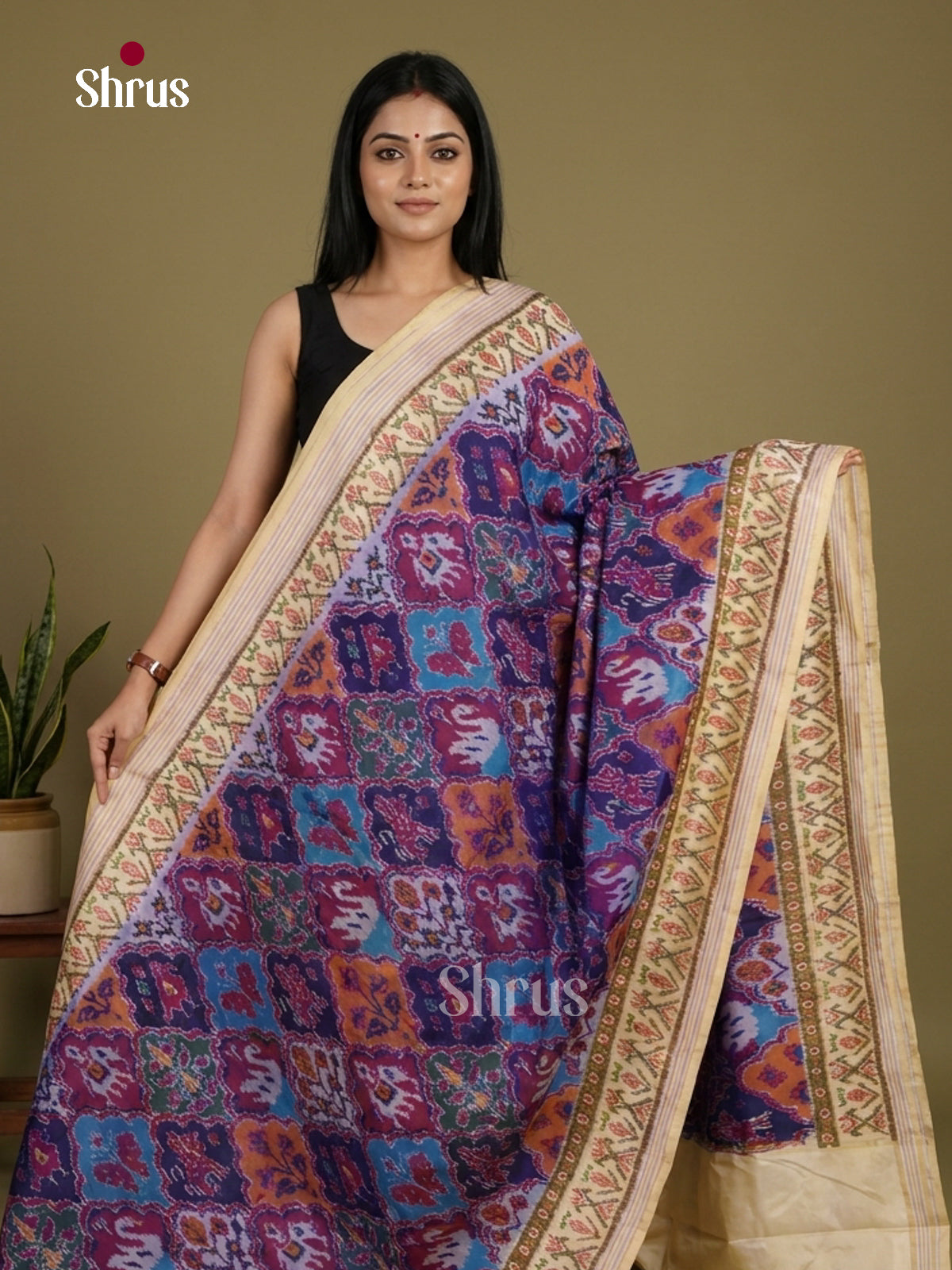 Ikkat Silk Saree - EI24290