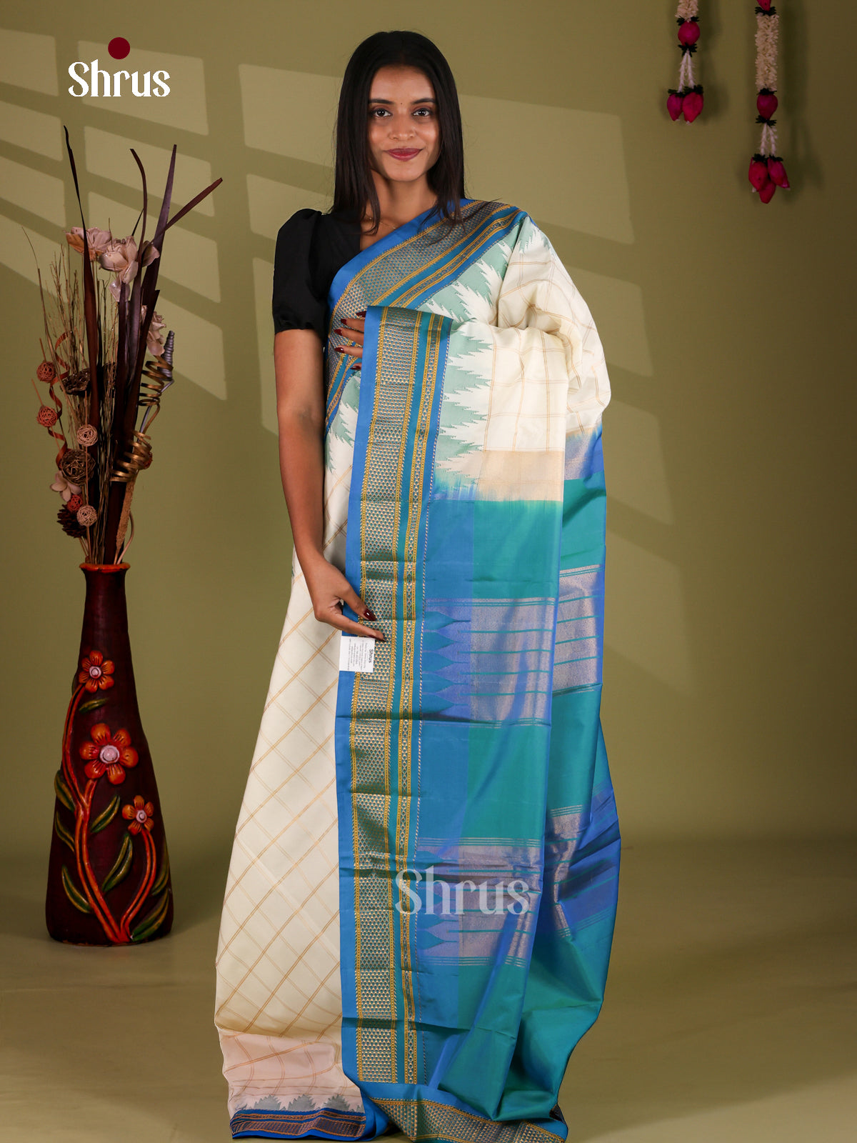 Semi Paithani Saree - EJ04338
