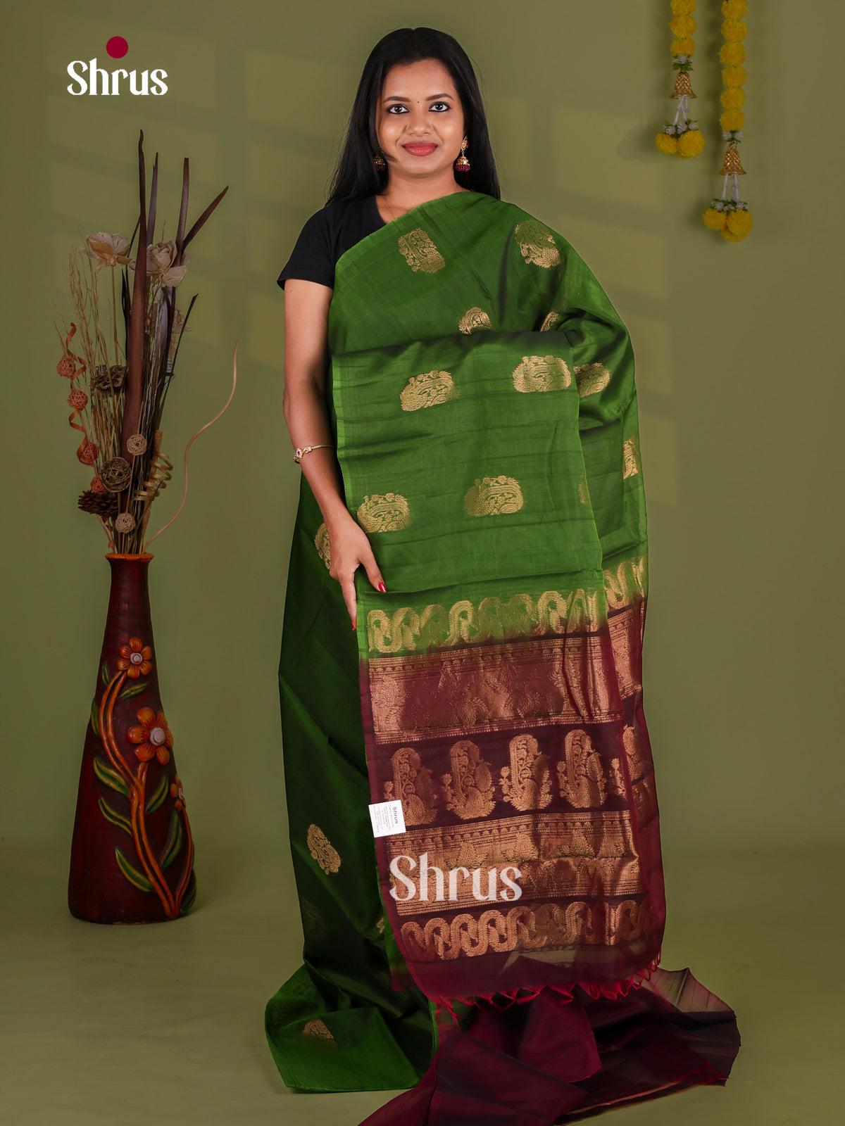 Silk Cotton Saree - EJ08552