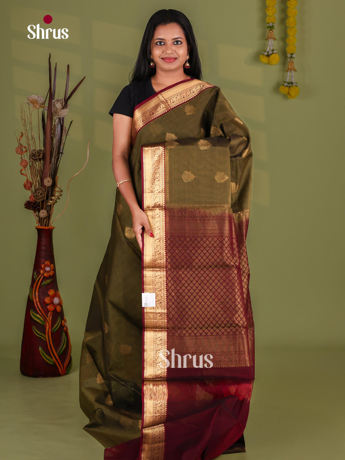 Silk Cotton Saree - EJ08567